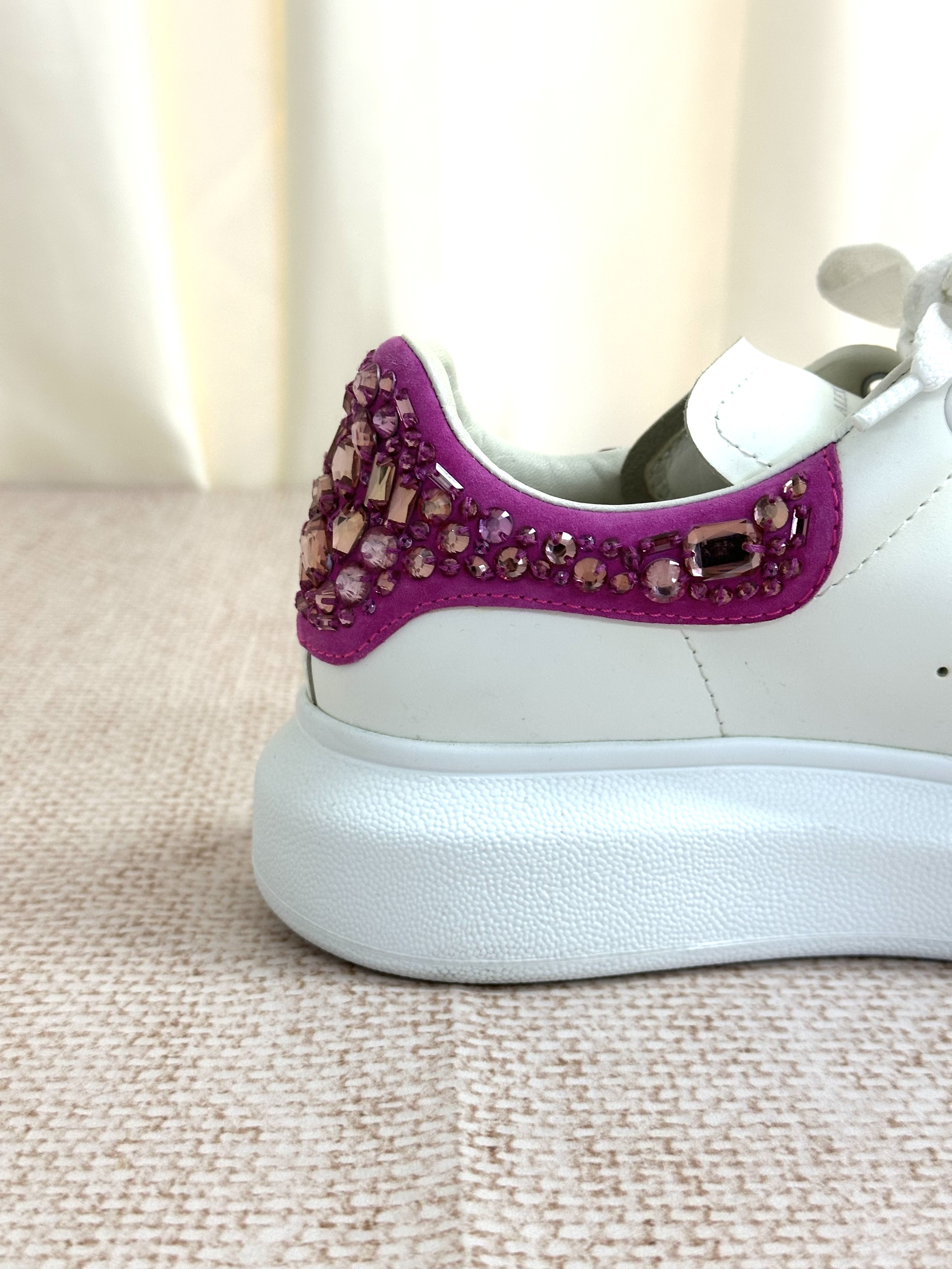 Pre-Owned  Alexander McQueen Pink Crystal Sneakers / Product Code: 26040721