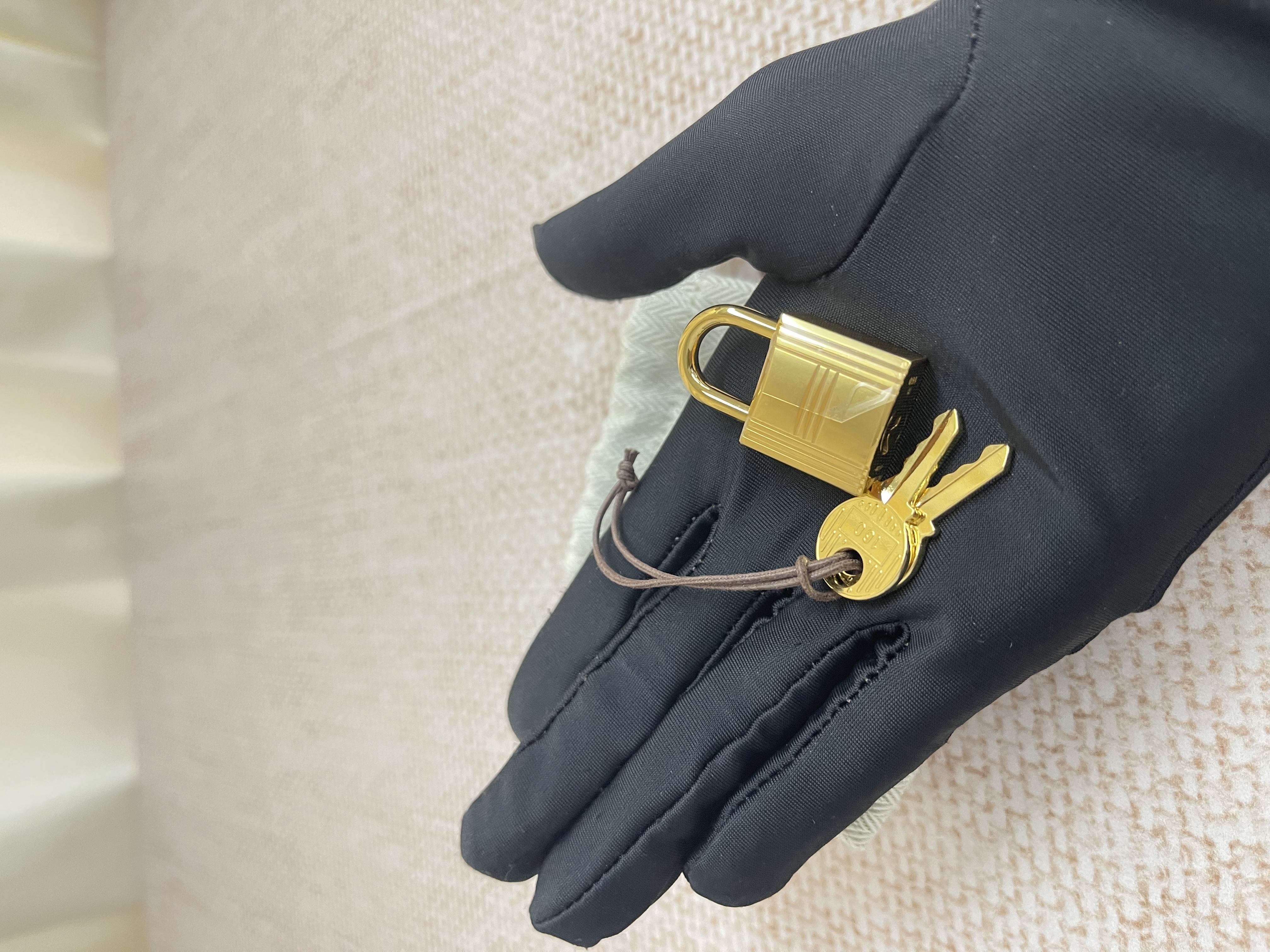 Pre-owned Hermes P18/ Stamp Y/ Product Code: 26031307