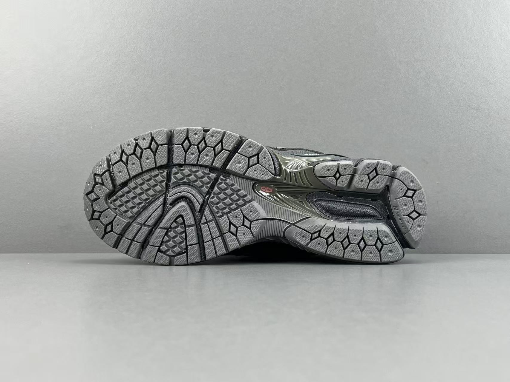 New Balance 1906R U1906ROE