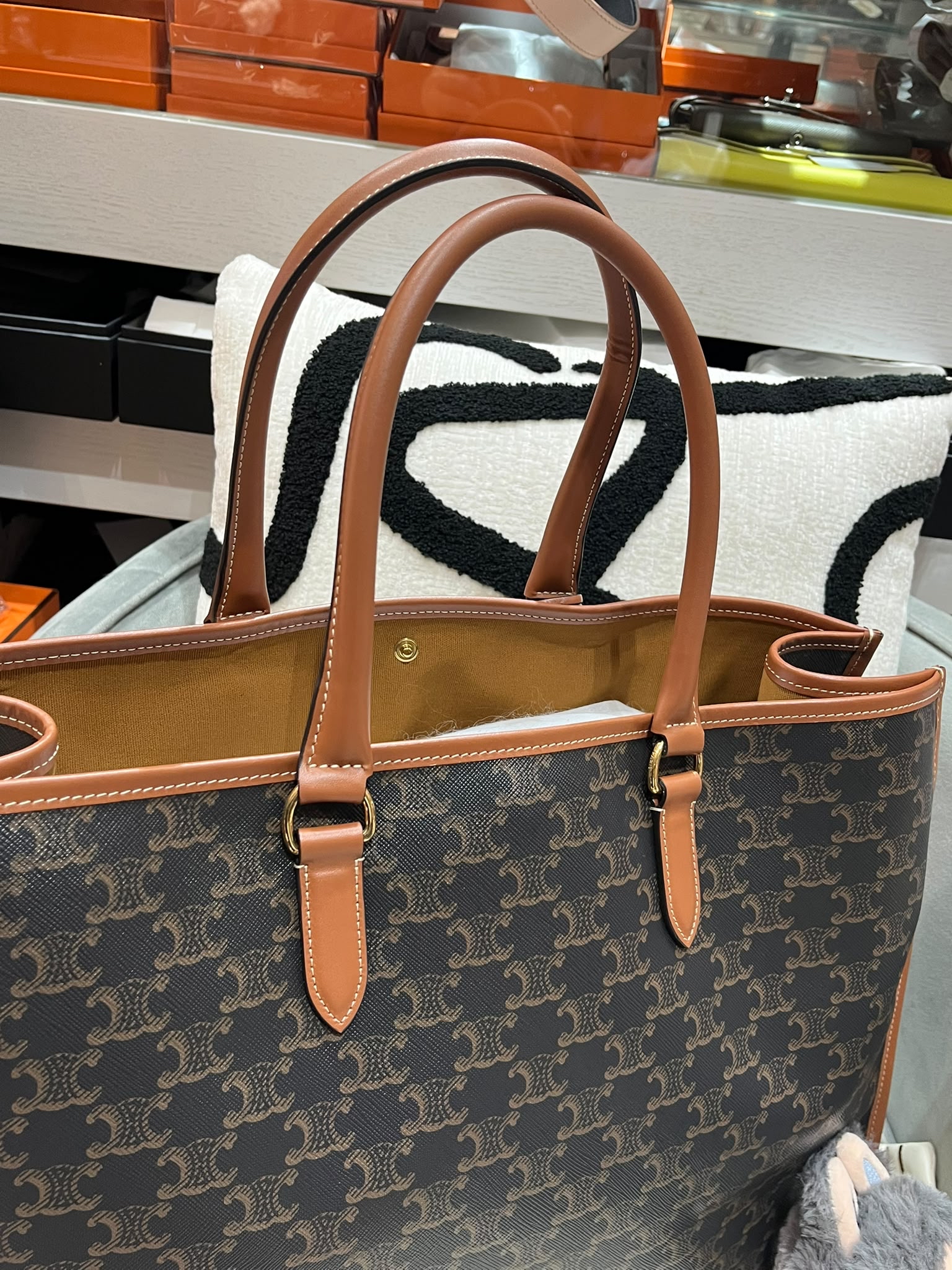 Celine Horizontal Cabas Tan tote bag 100%Authentic, 95%New ✅Dust bag