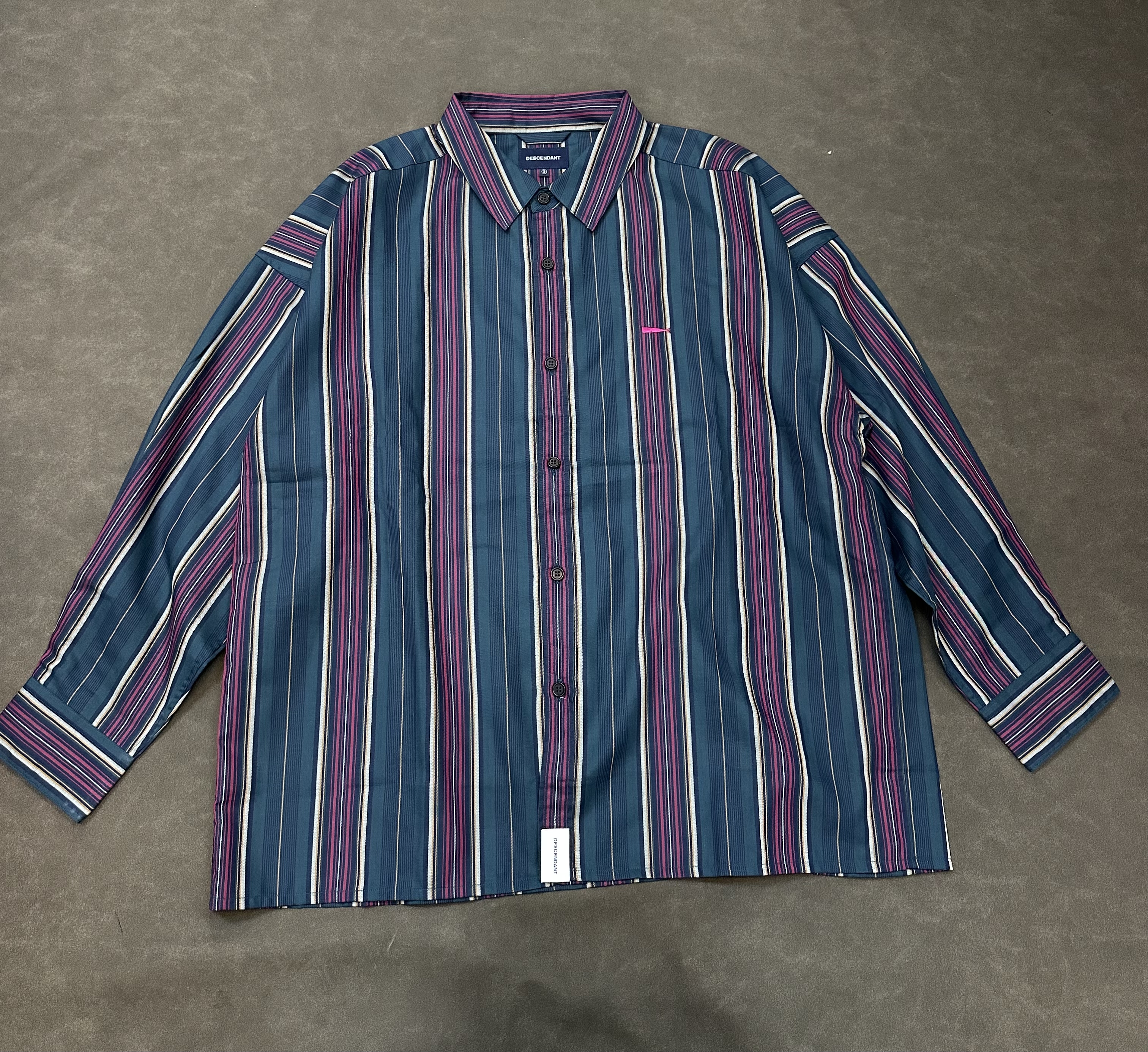 Descendant shirt size 3 全新 