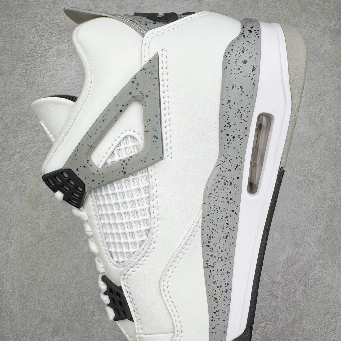 Air Jordan 4 Retro "White Cement" FV5029-100