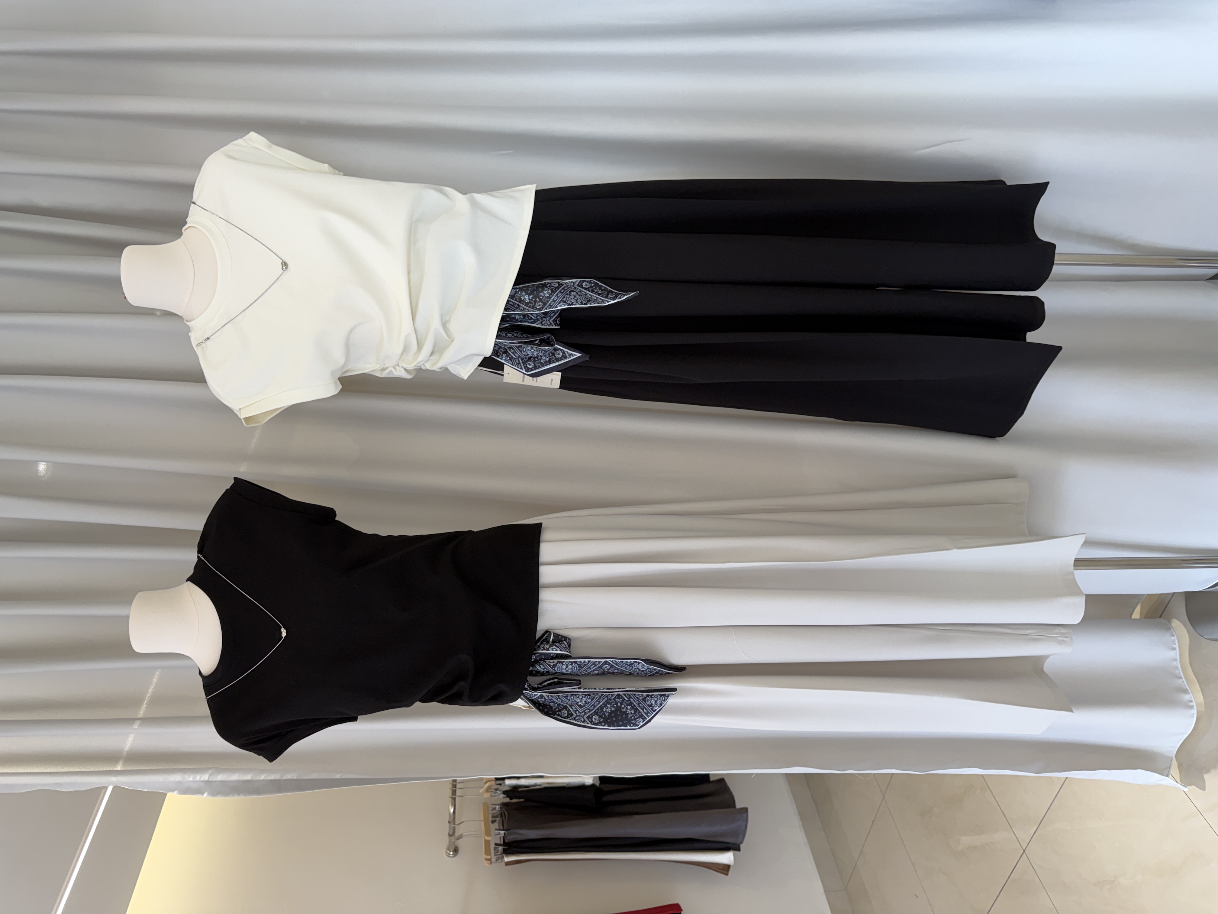 6567 个性风链条收腰短袖