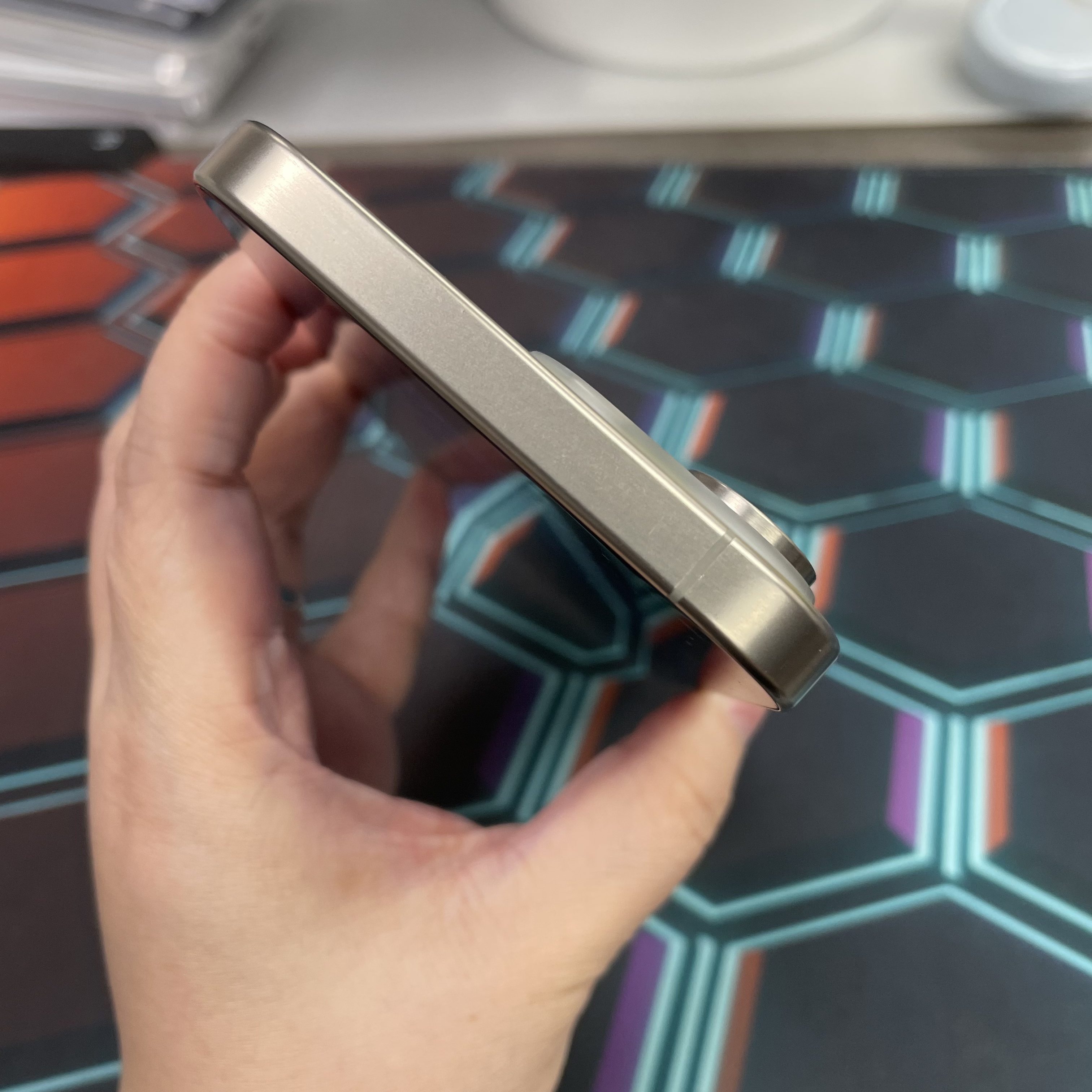 *8285 15 pro max 完美機 256GB 電87 原色 gray