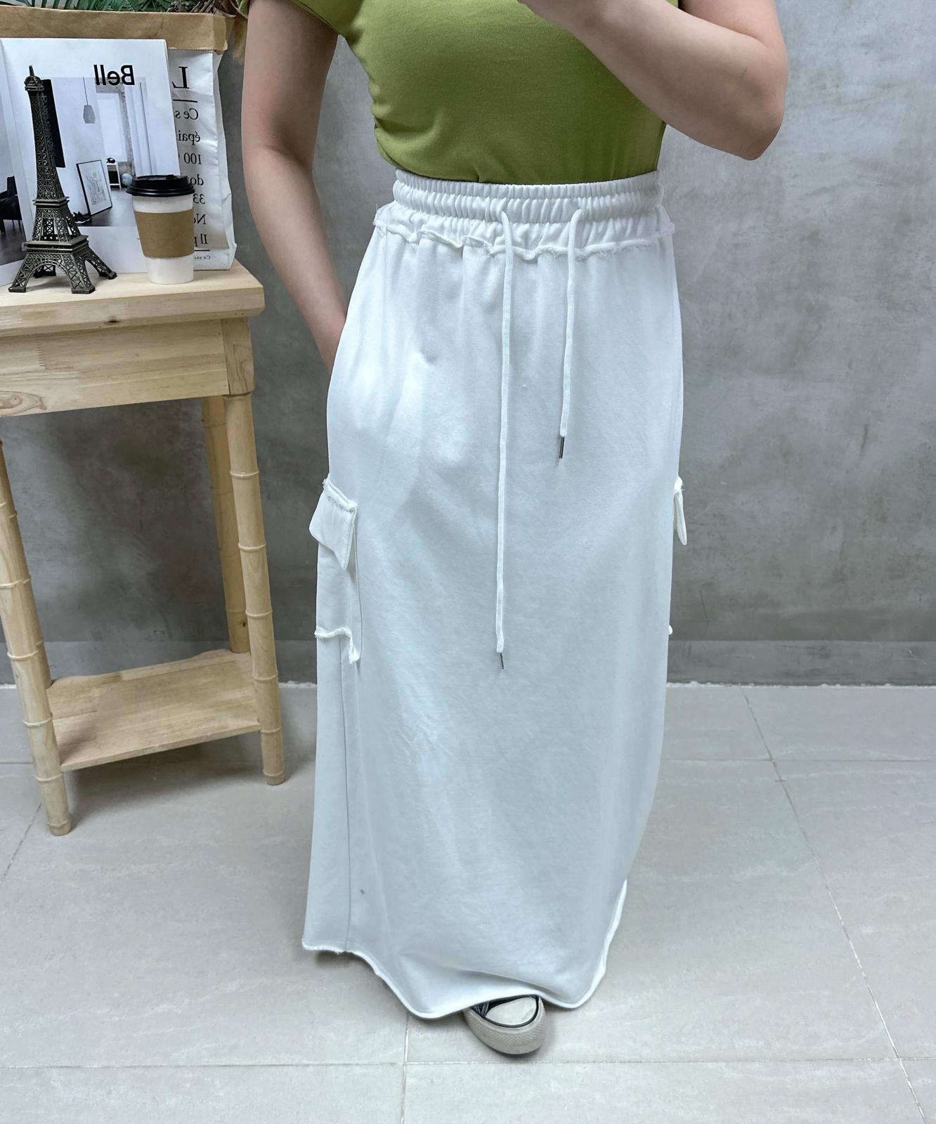 S05 扭結露膊Top