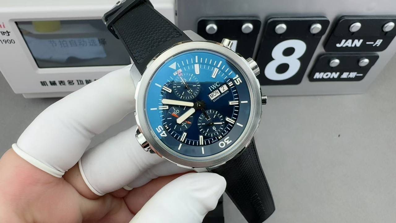 IWC 万国海洋计时雅克·伊夫·库斯托探险计时腕表