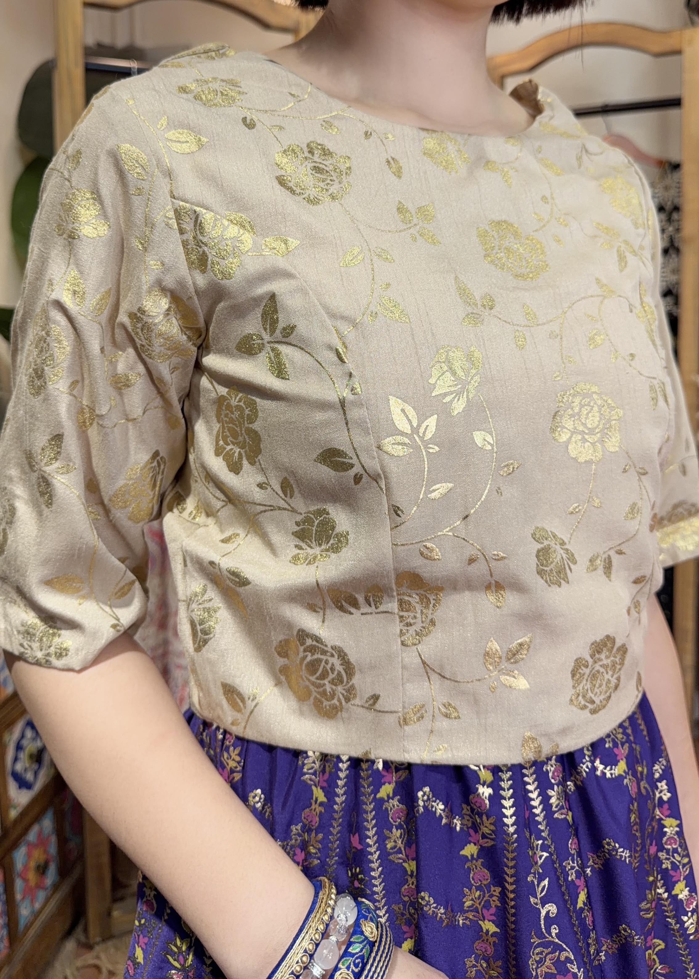 3562 Milk Tea Rose Stampling IN Top