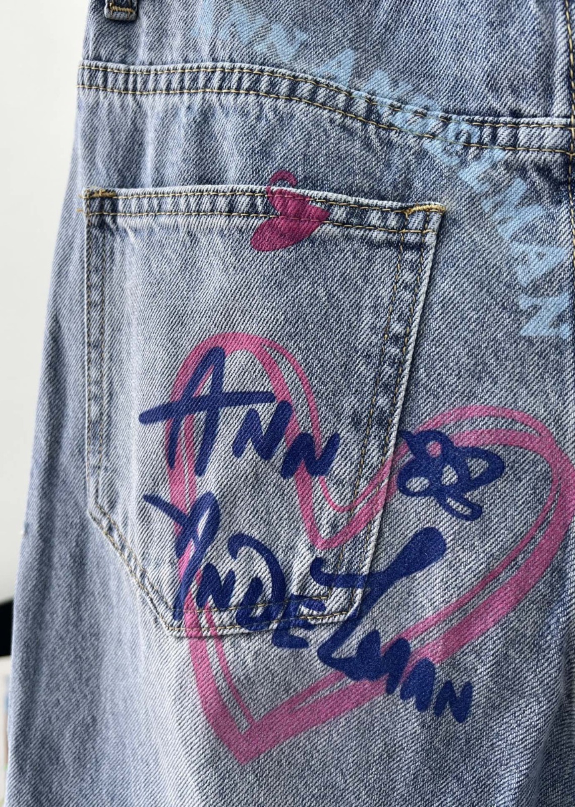 Ann Andelman 塗鴉愛心logo牛仔長褲