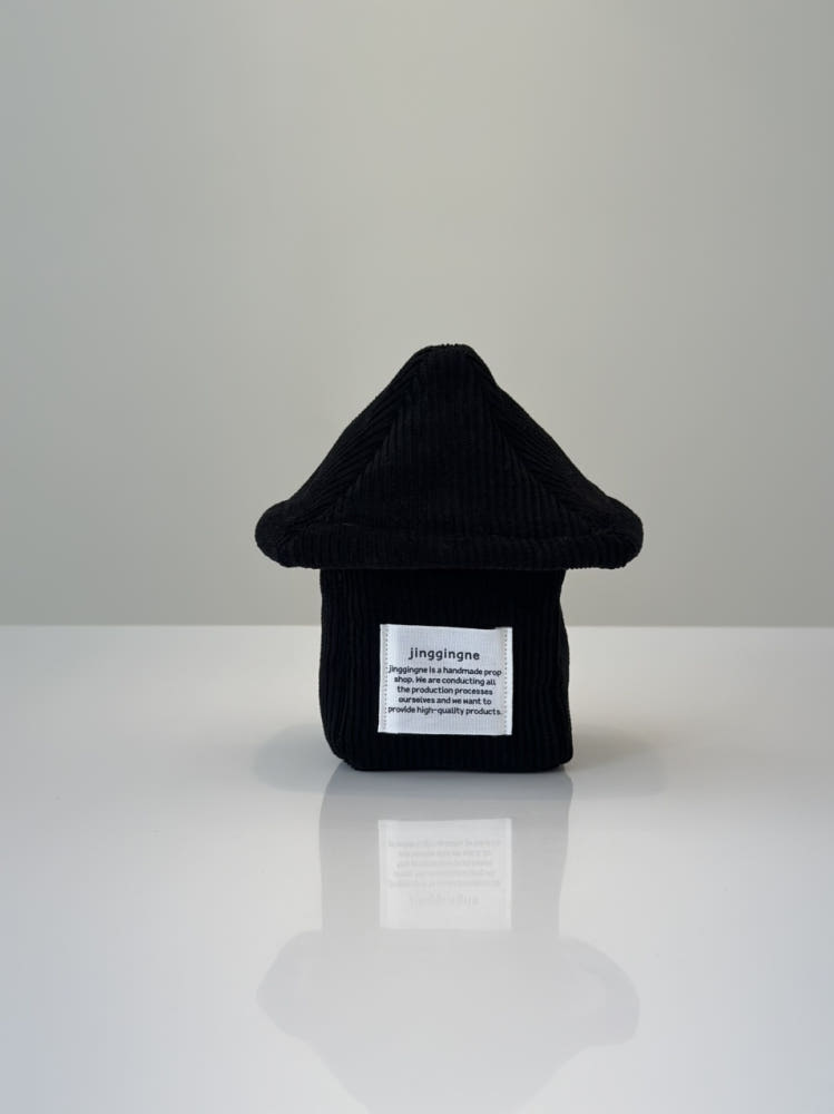 Jinggingne Ugly House (Small)