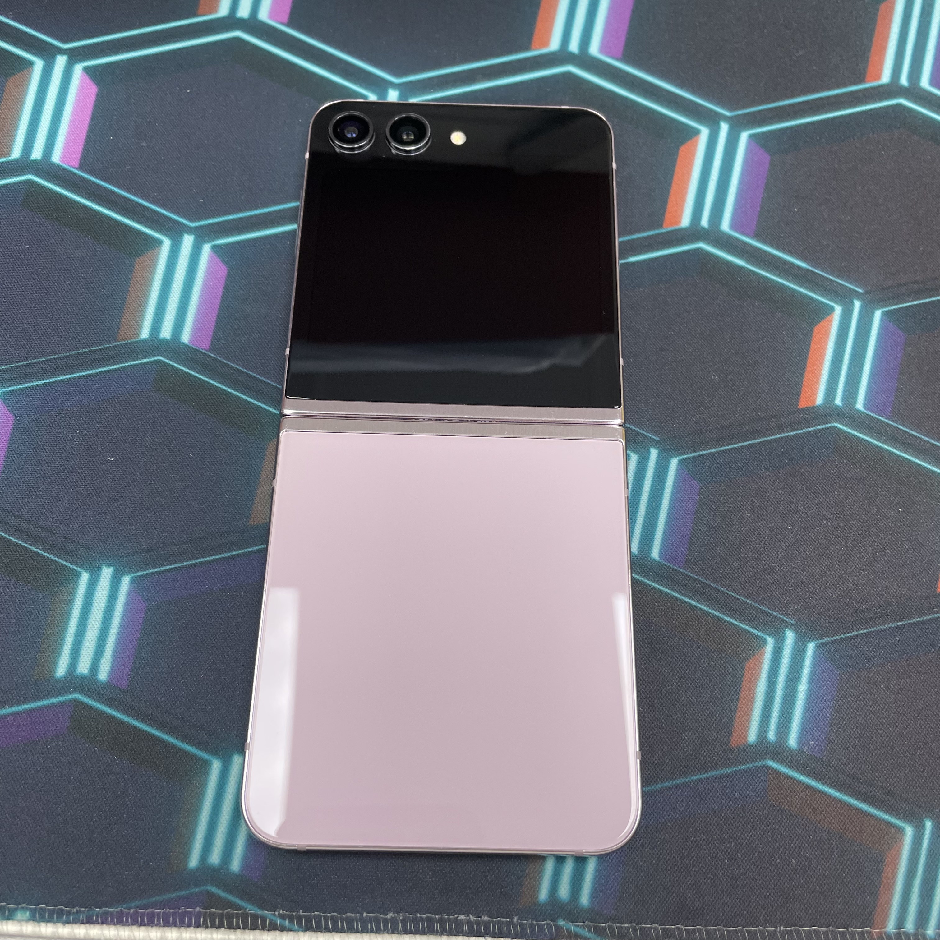 *5762 Galaxy Z Flip 5 勁靚機 8+256GB 粉色 pink