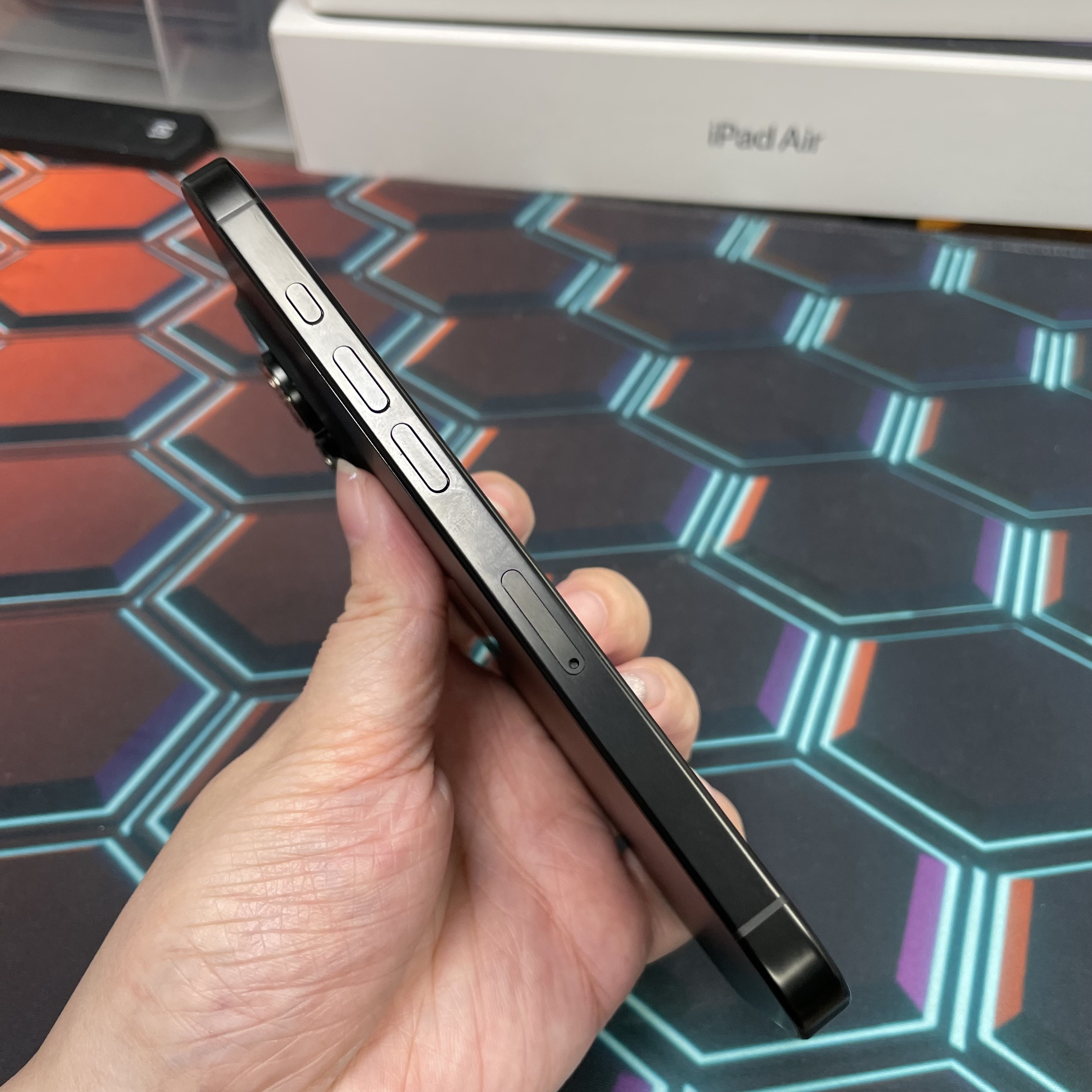 *8081 16 Pro 完美機 512GB 電89 黑色 black