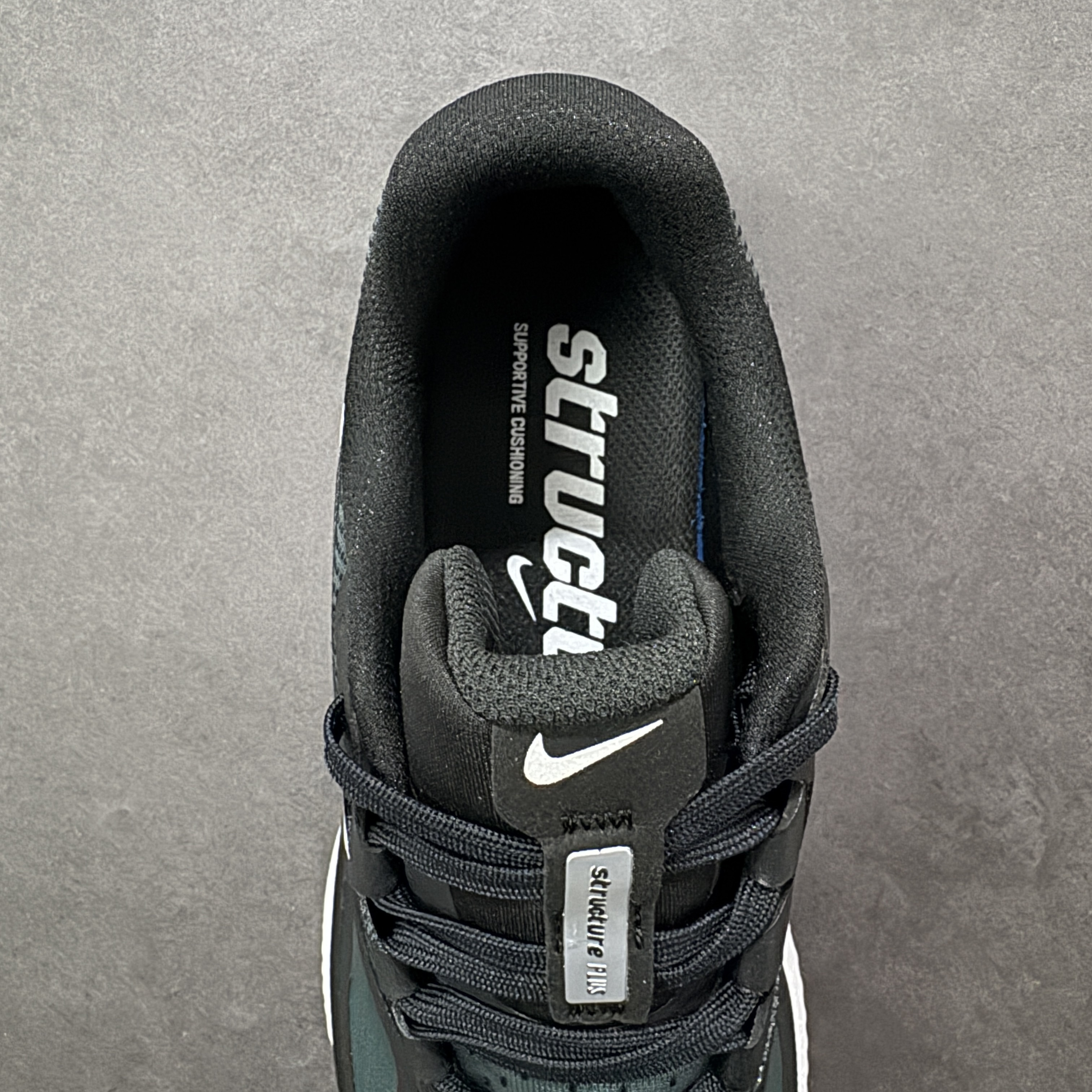 Nike Structure Plus HQ3048-001 