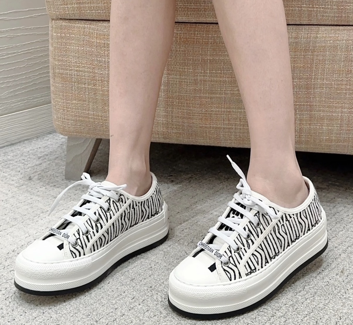 清貨價⚡️訂貨📮Dior platform sneaker  最後35