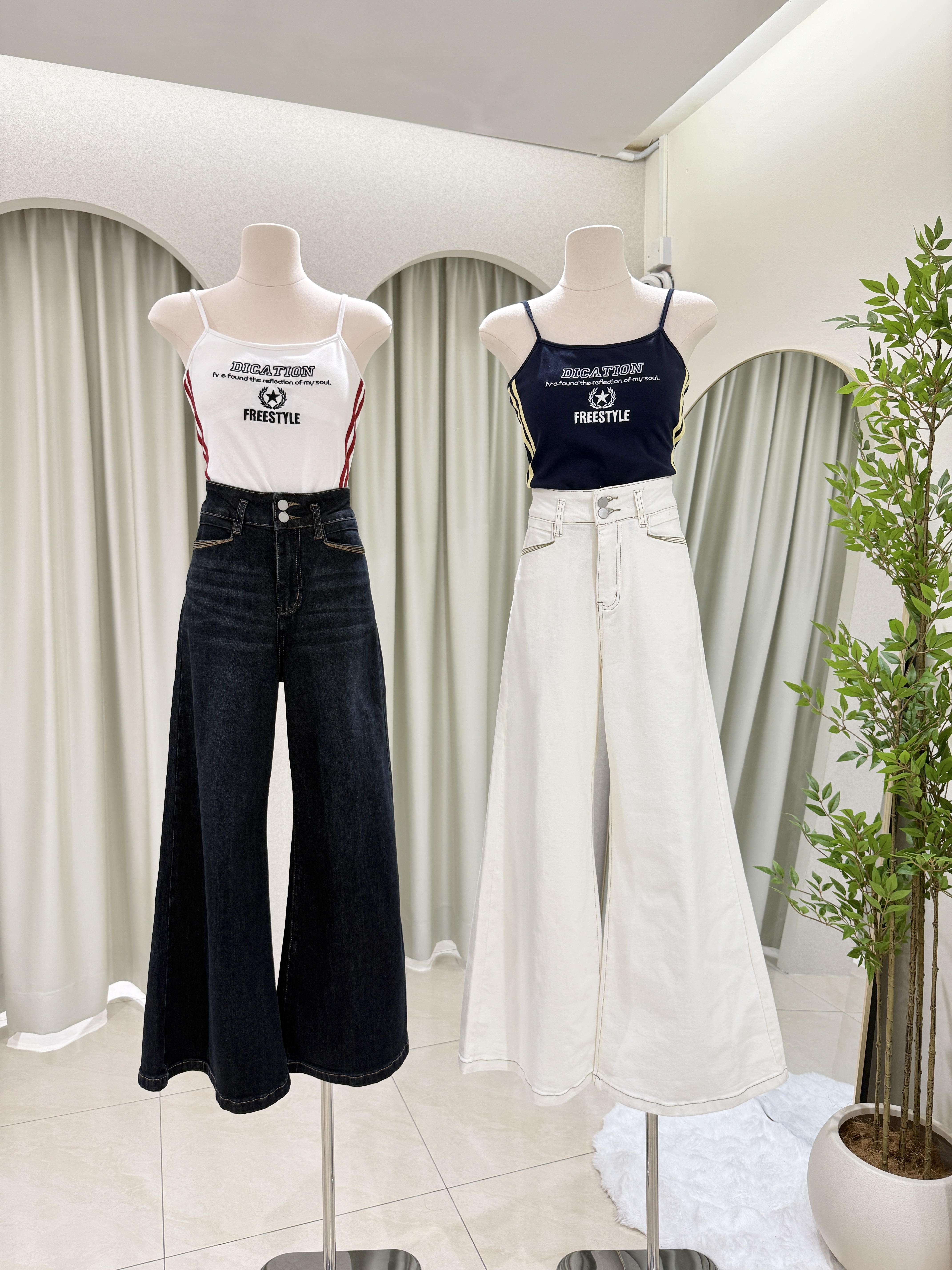 7066 爆款显瘦高腰微喇叭长裤