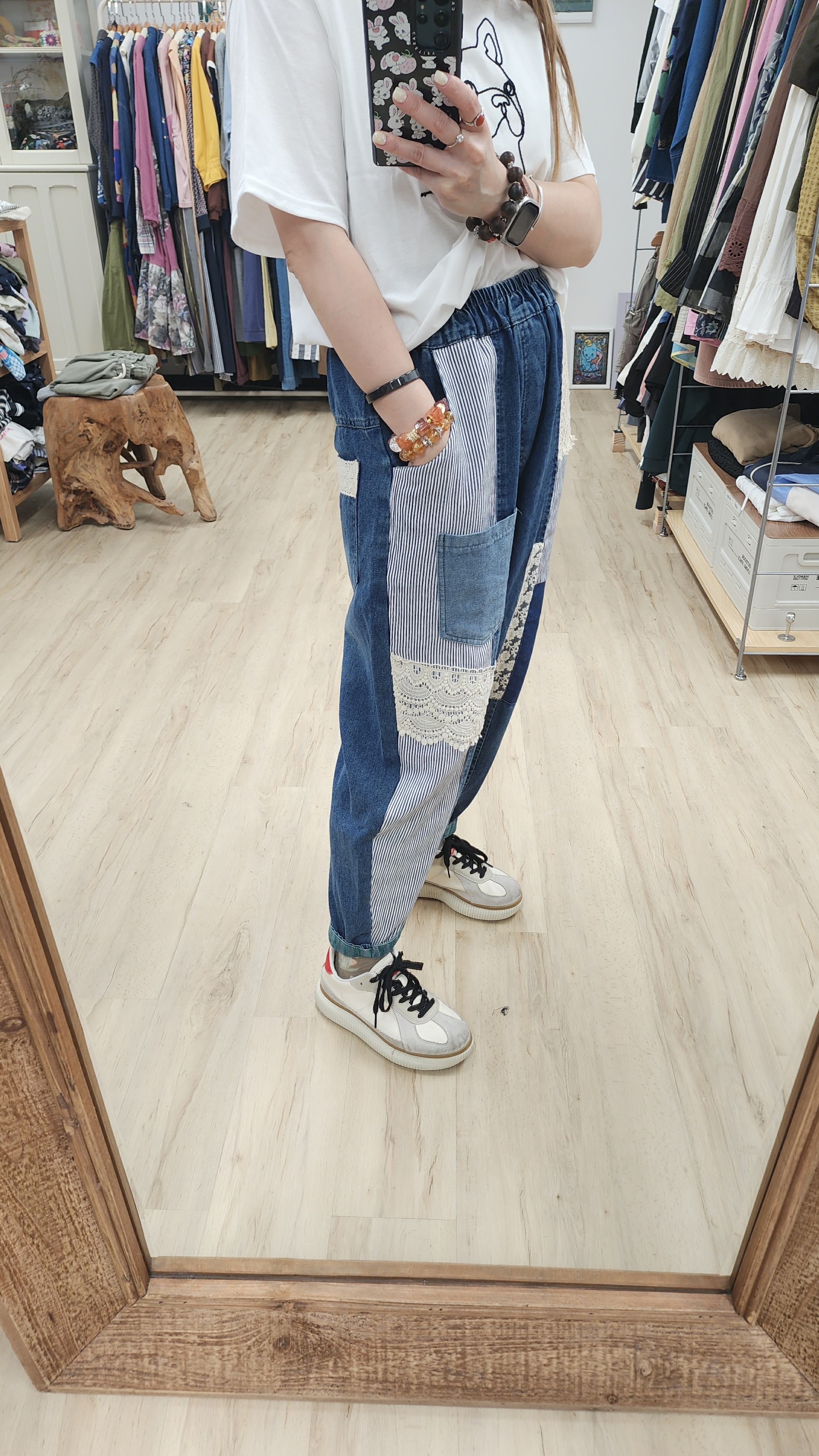 日牌深藍拼布鴛鴦喱士刺繡橡筋牛仔褲