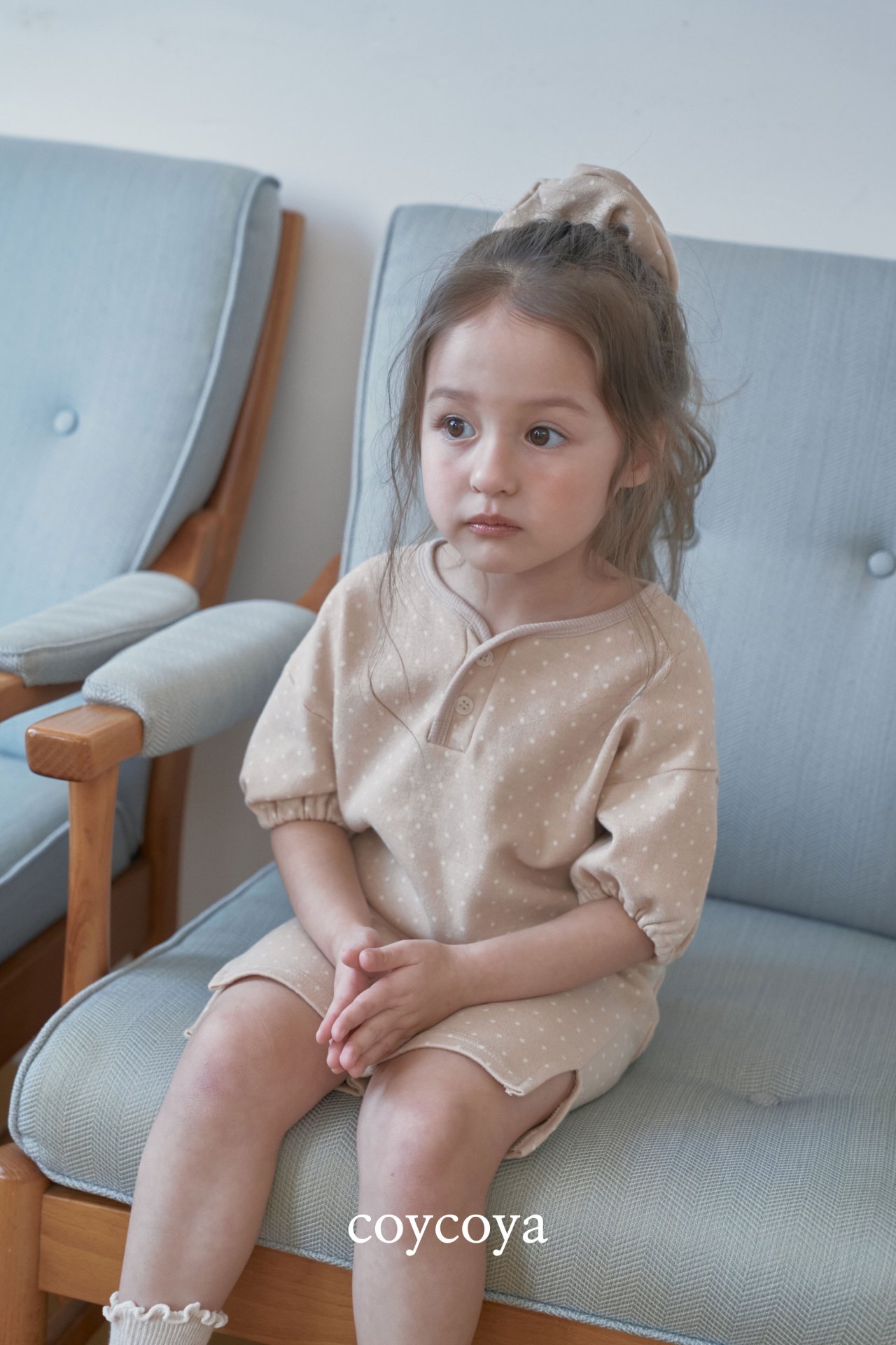 🌸預訂 韓國直送🌸🇰🇷COYCOYA兩色波點鈕扣短袖上衣