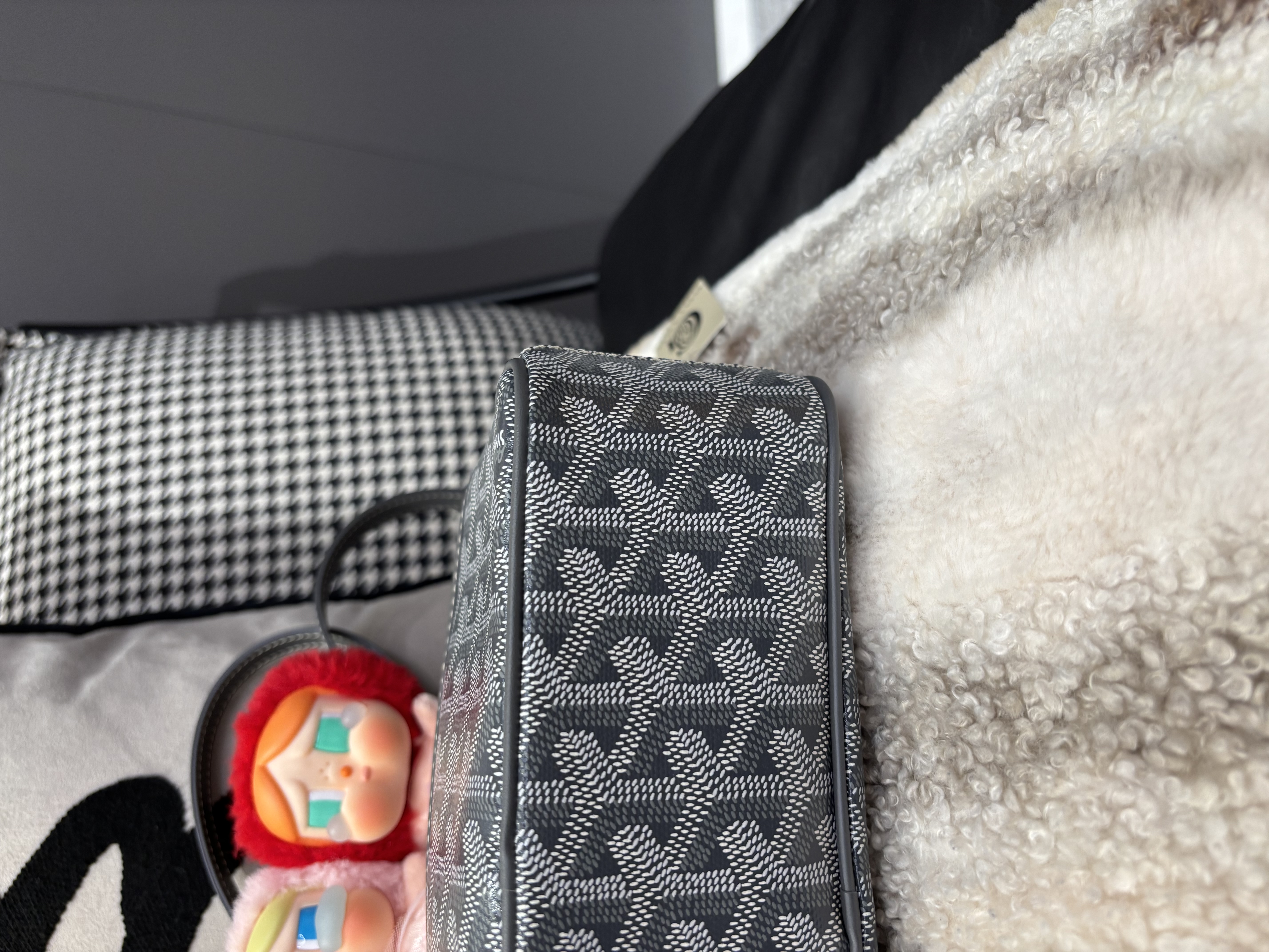 Goyard cap vert camera bag Grey 100%Authentic ,98%new ✅塵袋✅booklet