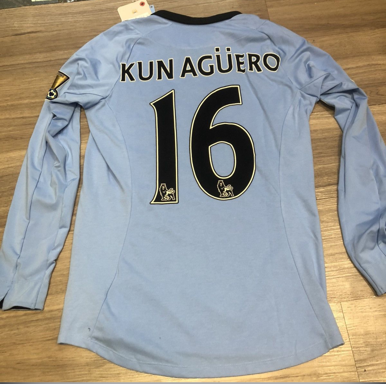Manchester City 12/13 Longsleeves shirt #16 Aguero (bnwt)