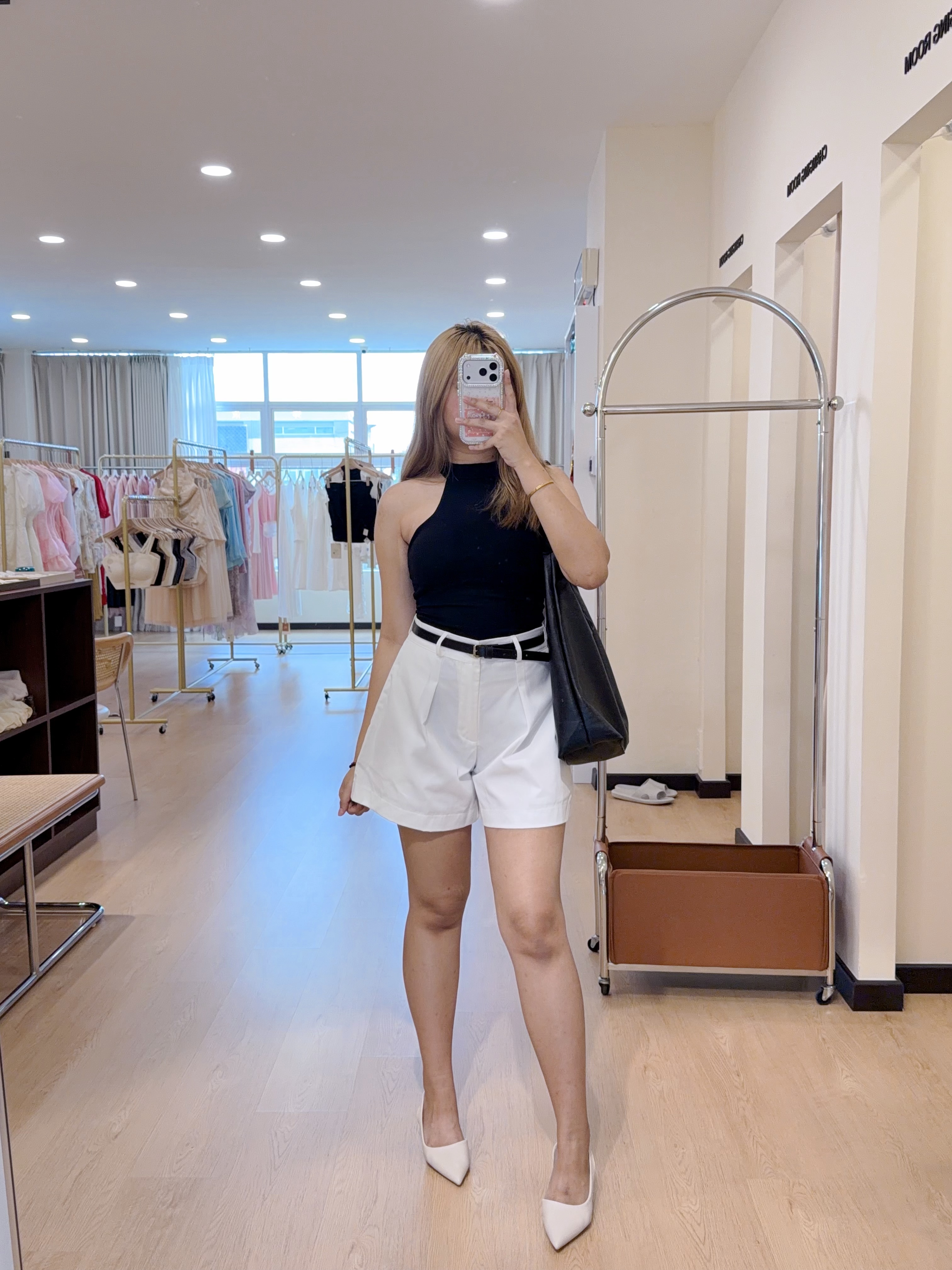 X532挂脖吊带上衣