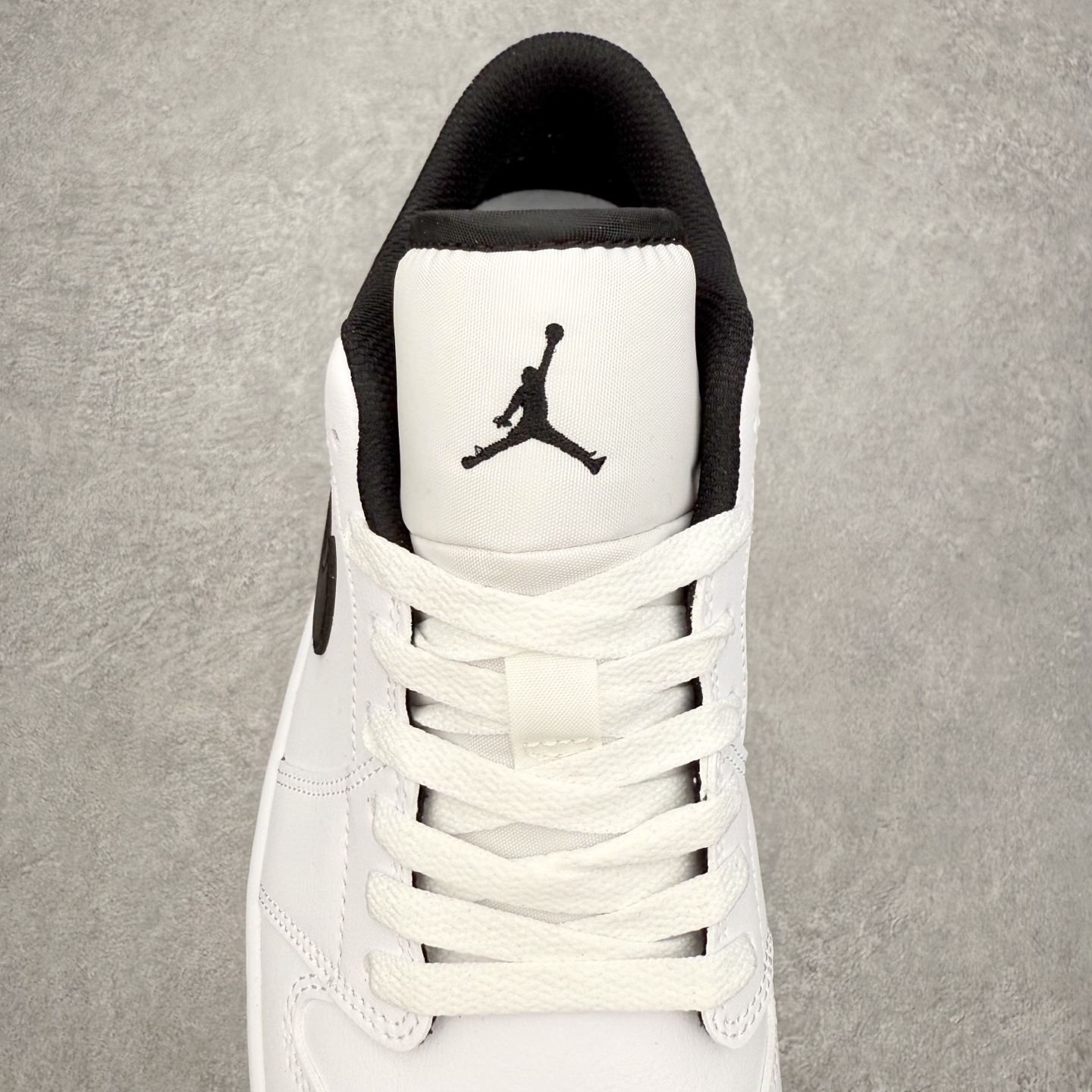 Air Jordan 1 Low 553558-132