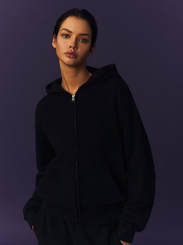 預購_Core Essentials Fleece-Lined Zip-Up Hoodie by Grandeline