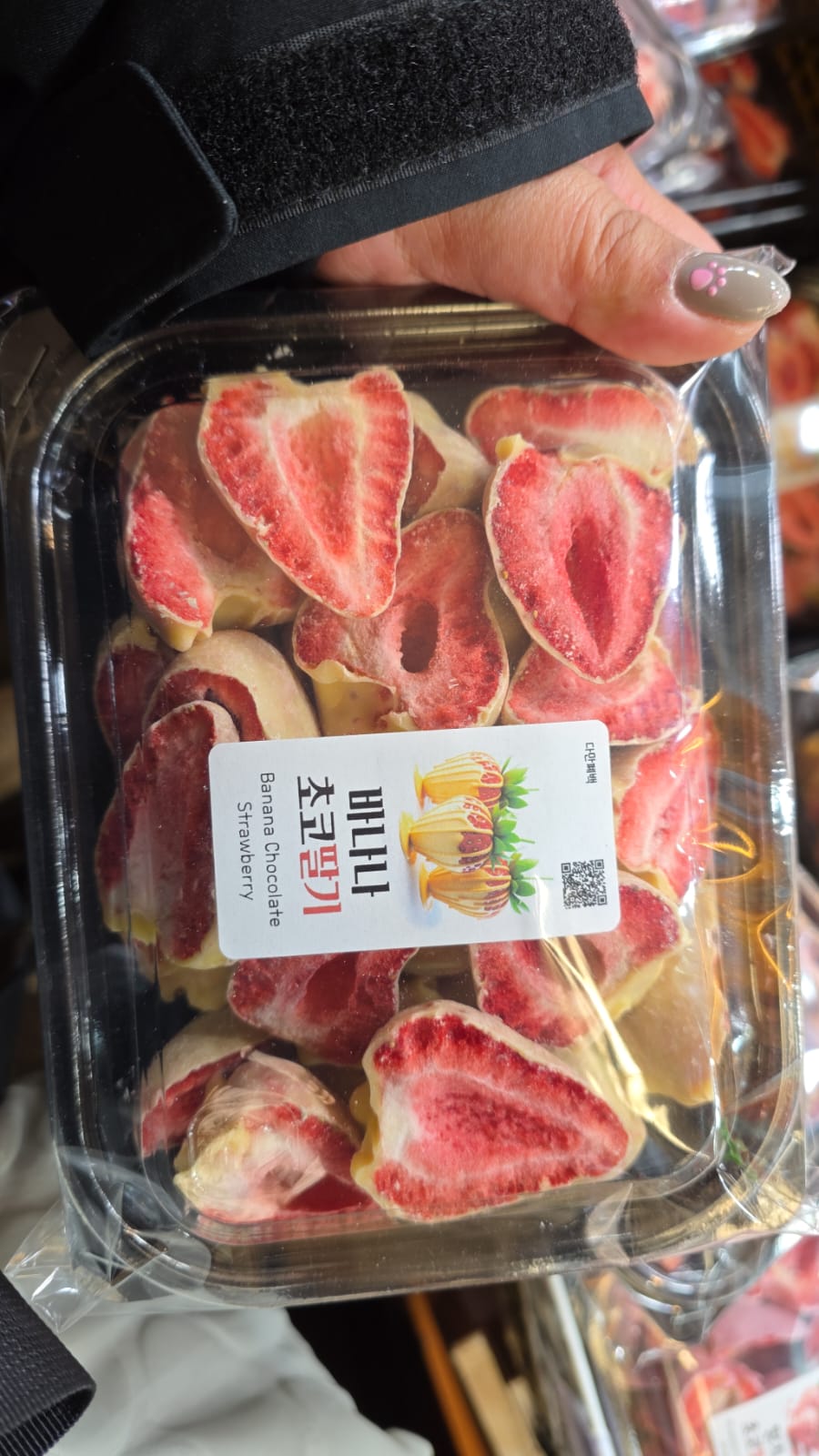 banana chocolate strawberry