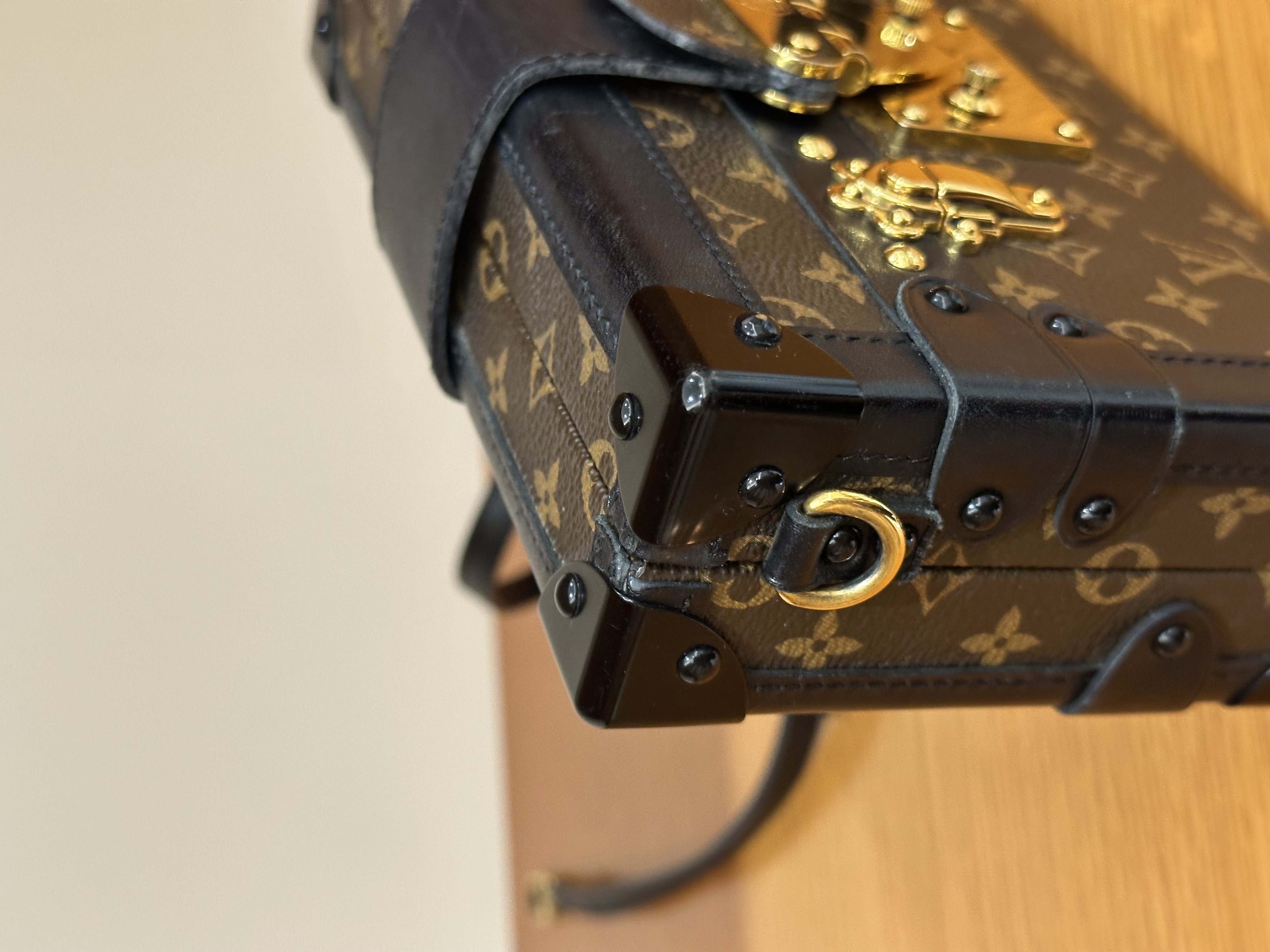 直播貨品 |  [1個-$100 2個-$300］HH34