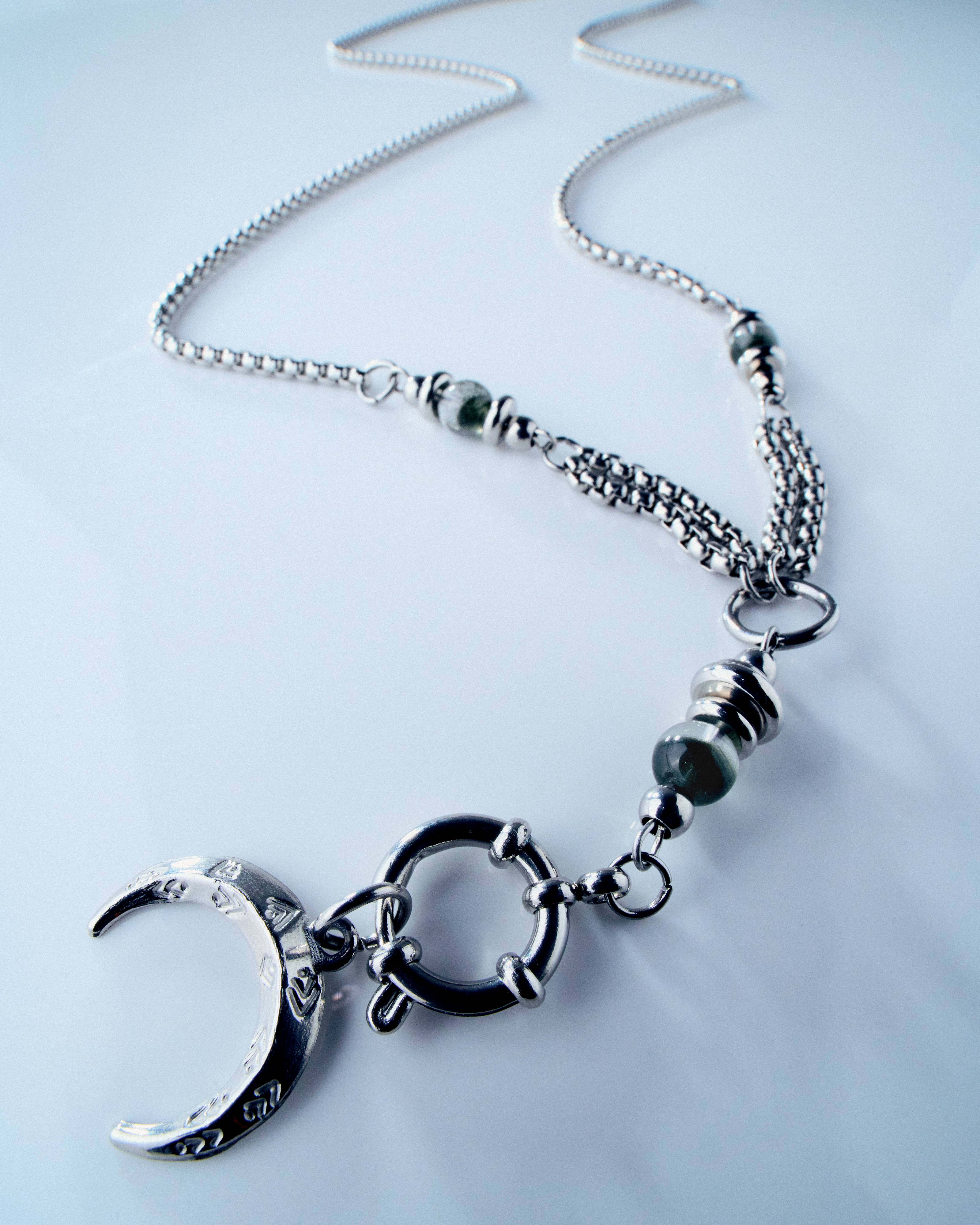 Prosperity Beacon 2.0 Necklace 