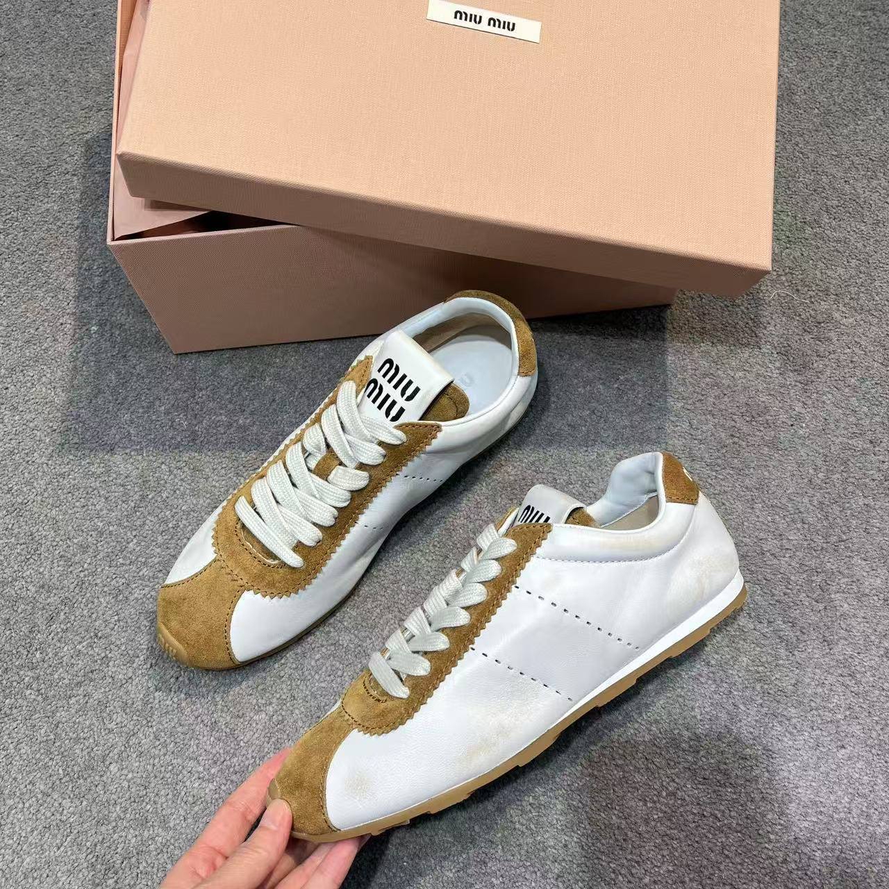 7月1-3日限時優惠💖現貨🍒MIUMIU PLUME 造舊sneaker  Size 35-38/39