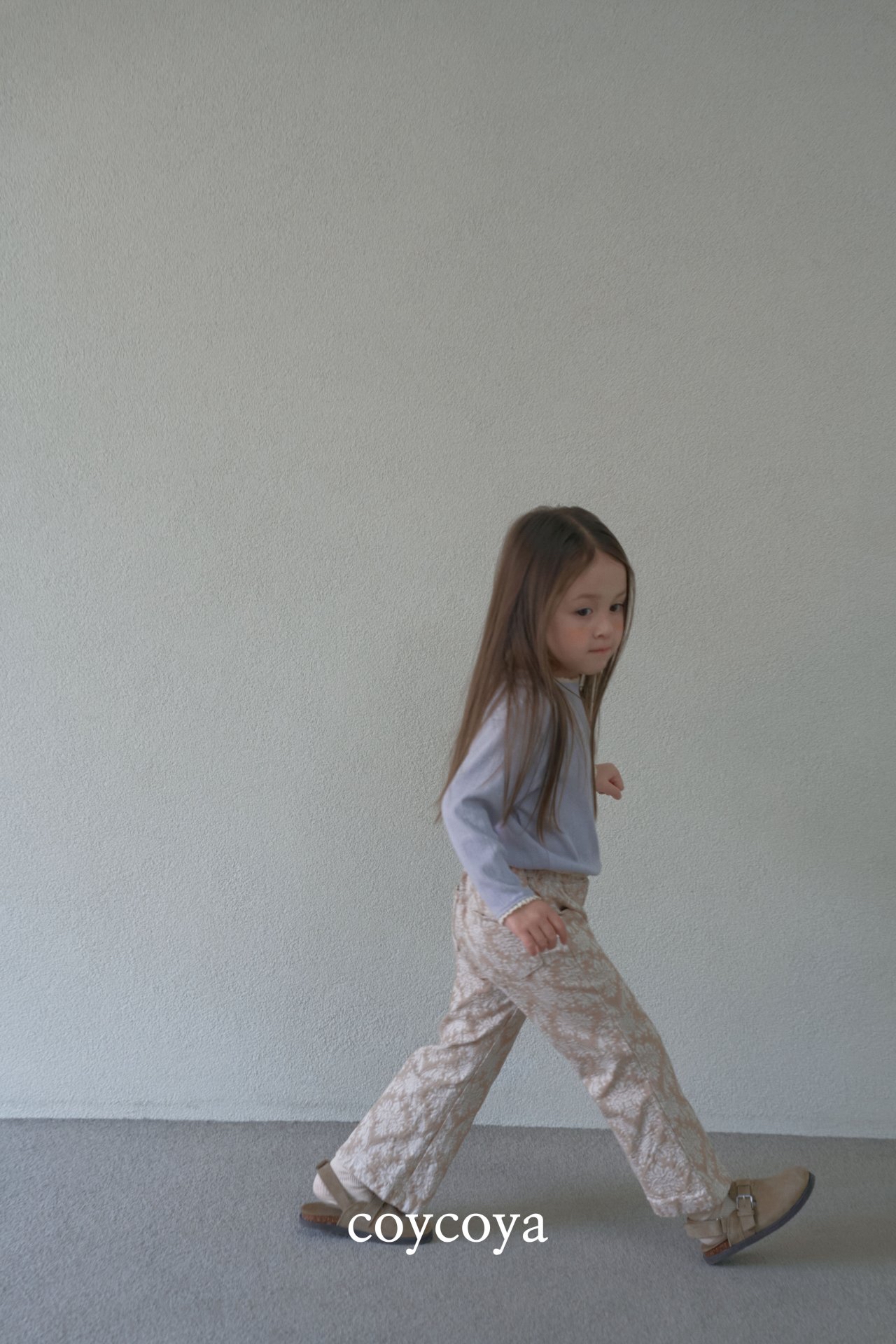 🌸預訂 韓國直送🌸🇰🇷COYCOYA兩色奢華提花半喇叭褲