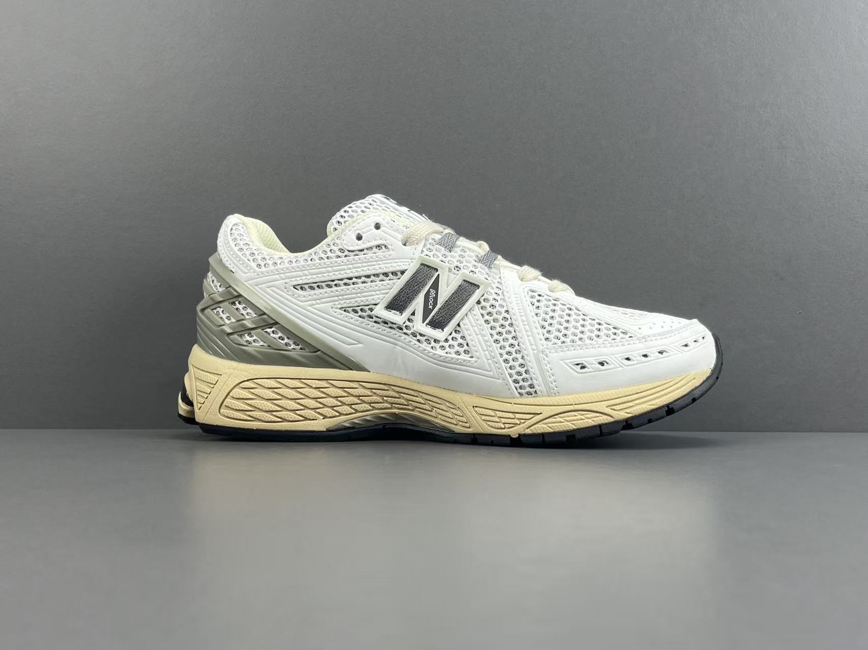 New Balance 1906R U1906RP