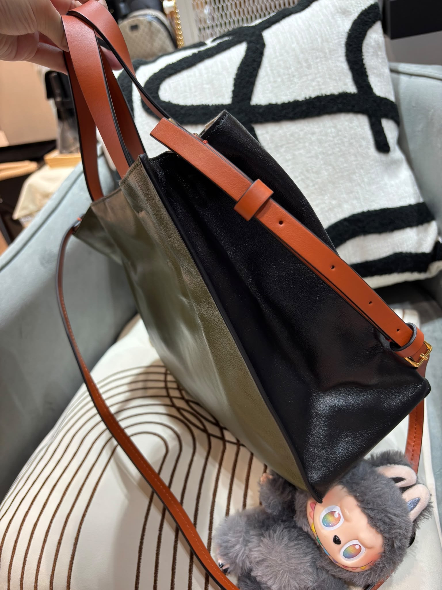 未使用品 Marni 2Way Tote Bag calfskin 100%Authentic, unused 未使用品 ✅Dust bag