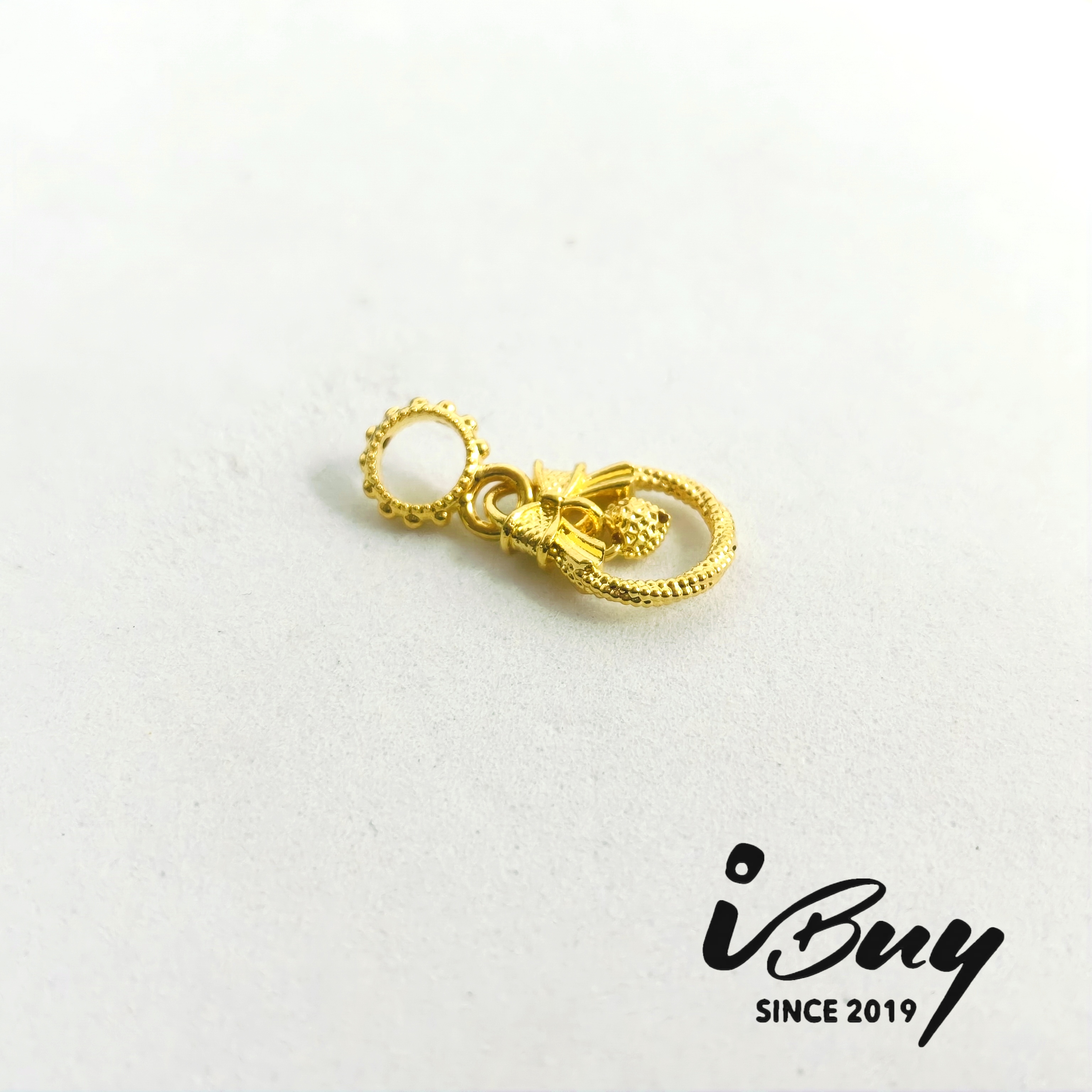 916 HARD GOLD BUTTERFLY & HEART PEACE BUCKLE CHARM BEAD 916 硬金 蝴蝶结平安扣+爱心