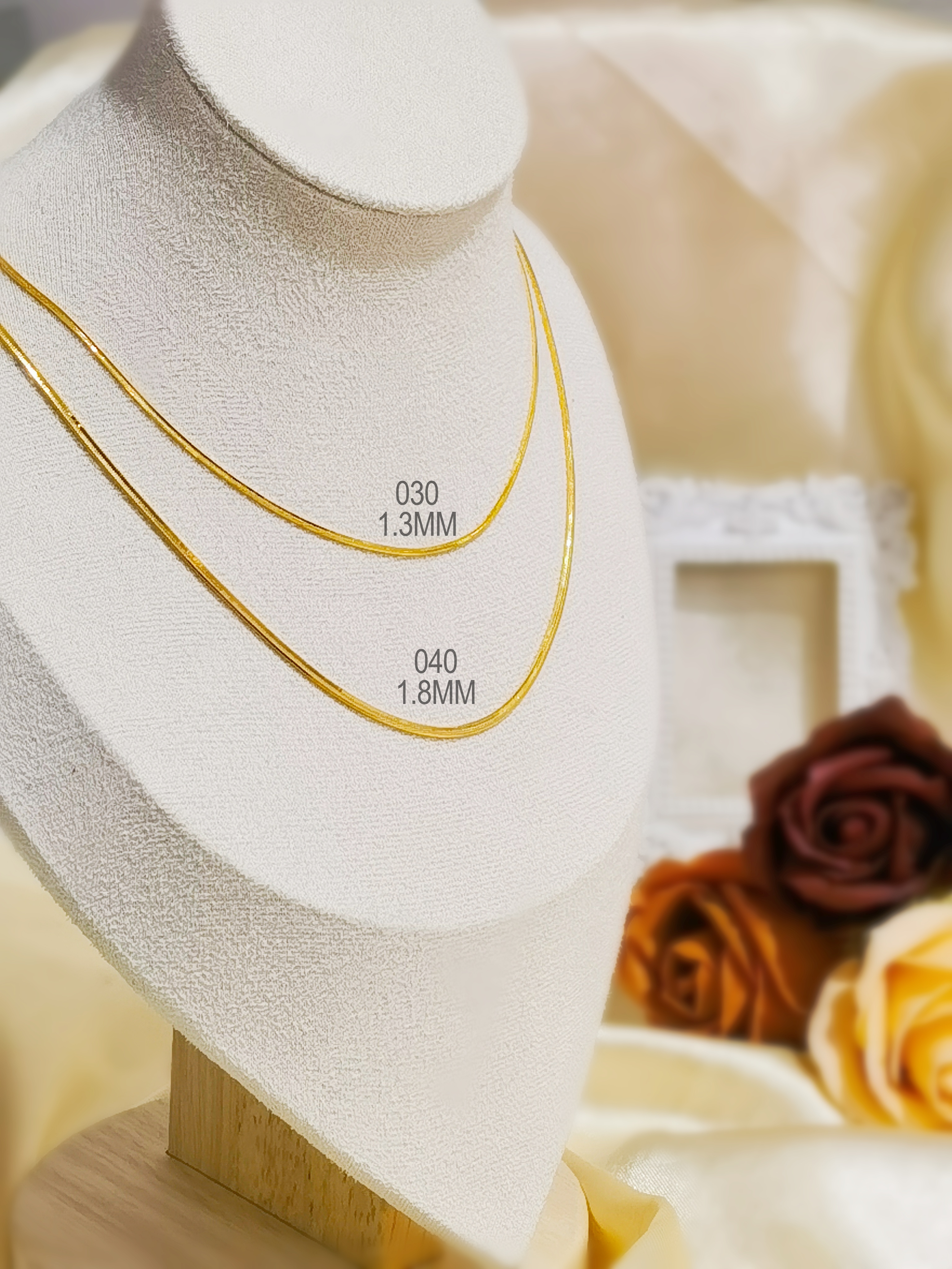 916 GOLD SNAKE BONE NECKLACE (030) 916 金 蛇骨项链(030)