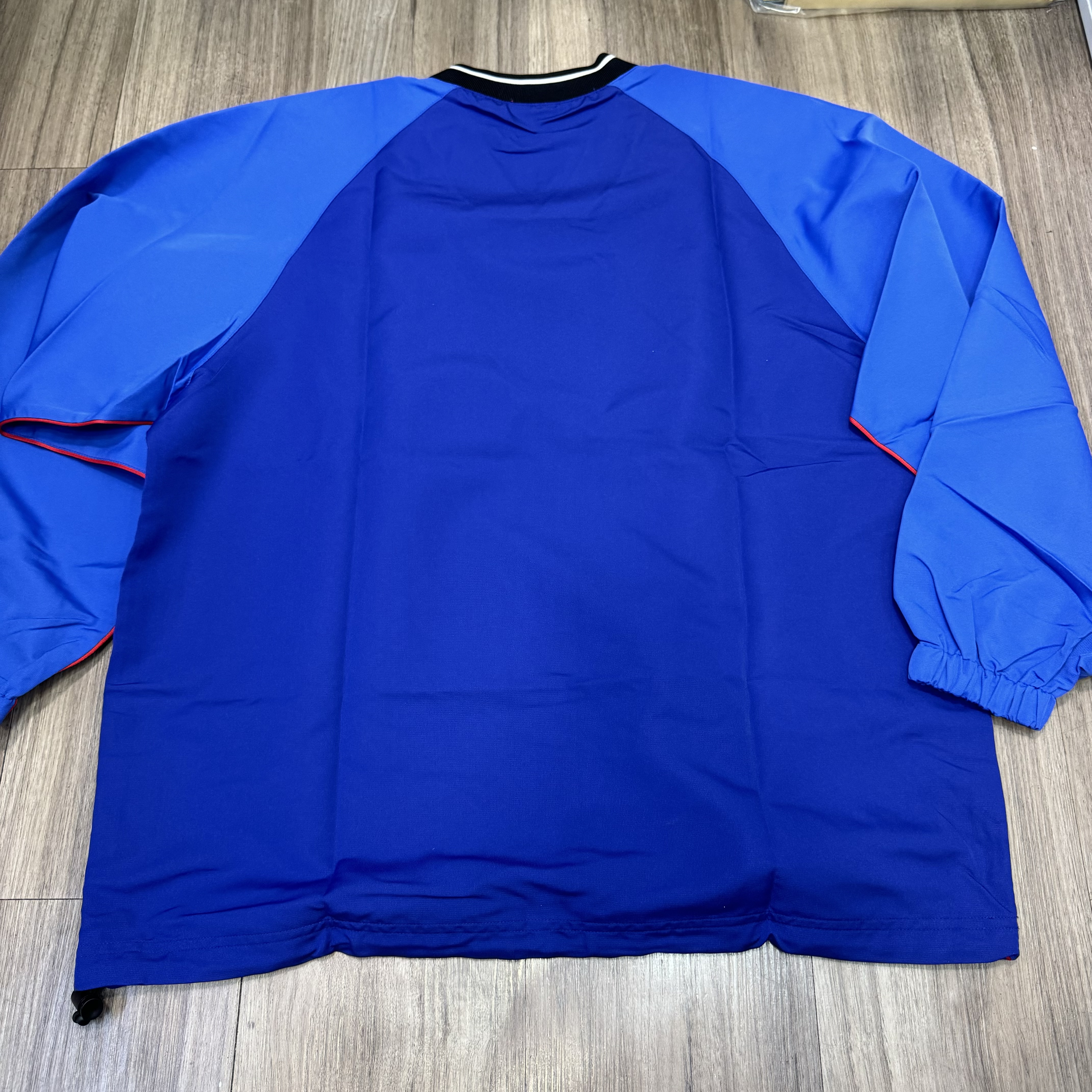 Japan 2000s blokecore style sweater