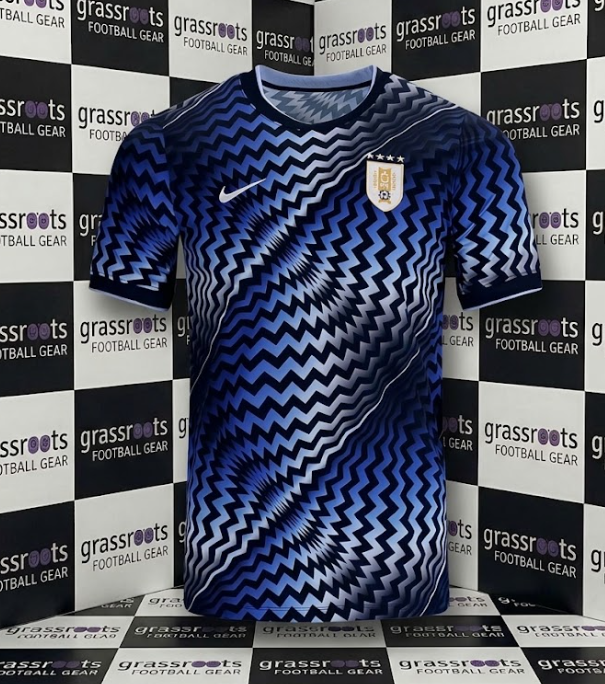 激減 <斷碼> 預訂 2026 烏拉圭 Pre-match Size M