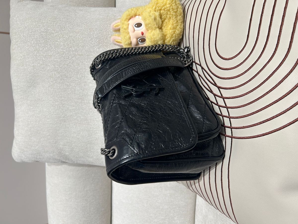 Saint laurent Niki baby ysl niki calfskin 100%Authentic,98%new ✅certificate ✅dust bag  