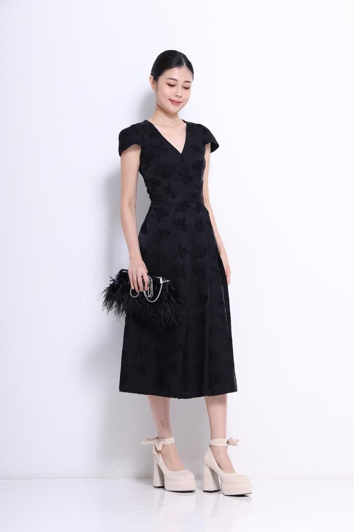 V领修身连身裙 2139