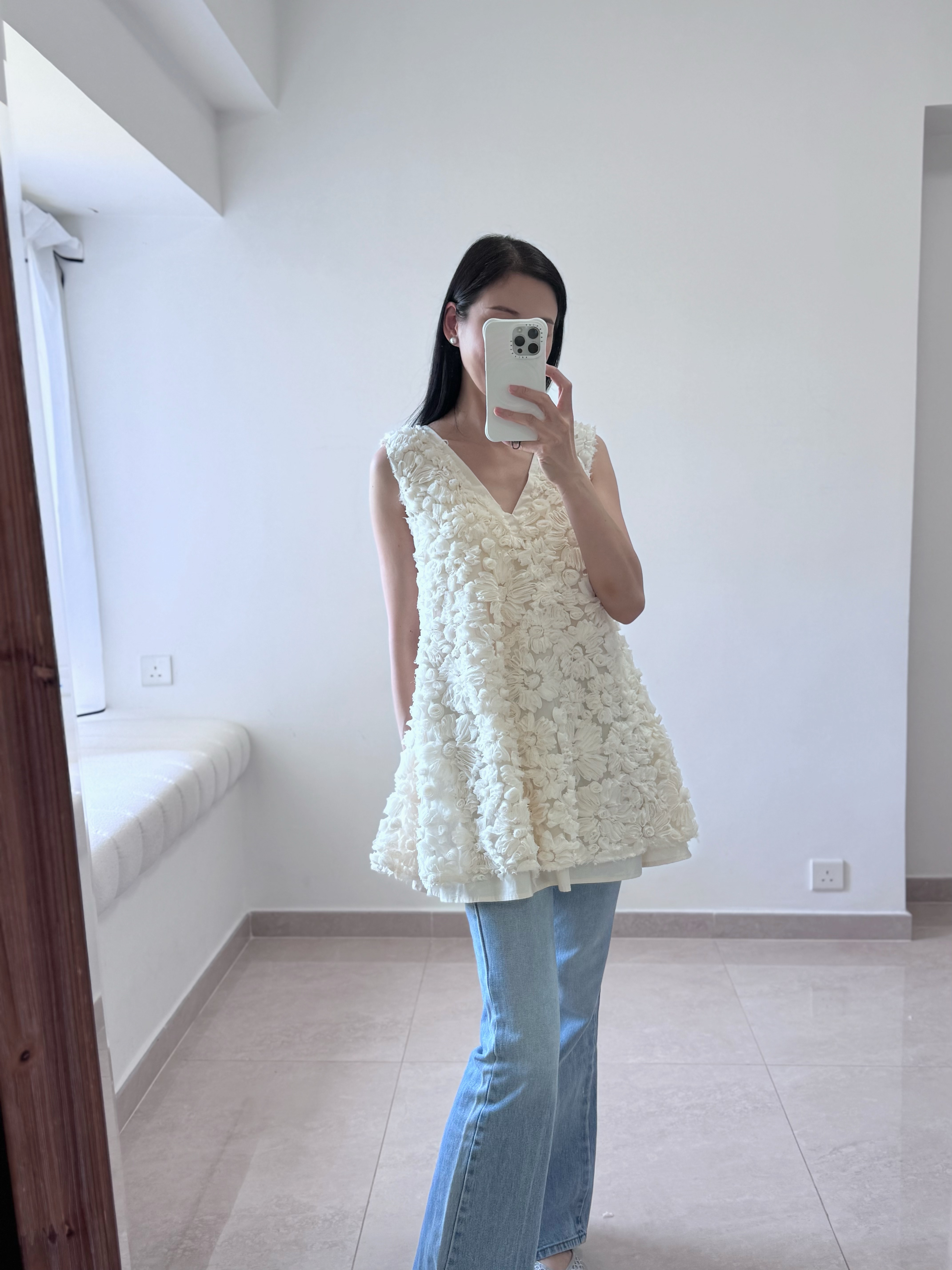 Elegant flower v-neck dress/top