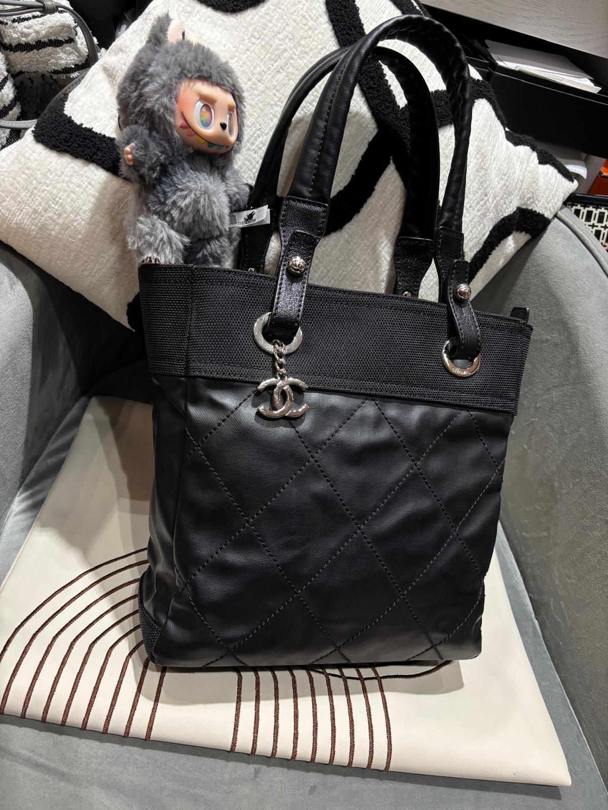 Chanel Paris biarritz Tote Bag 100%Authentic, 95%New ✅Card✅Dust bag