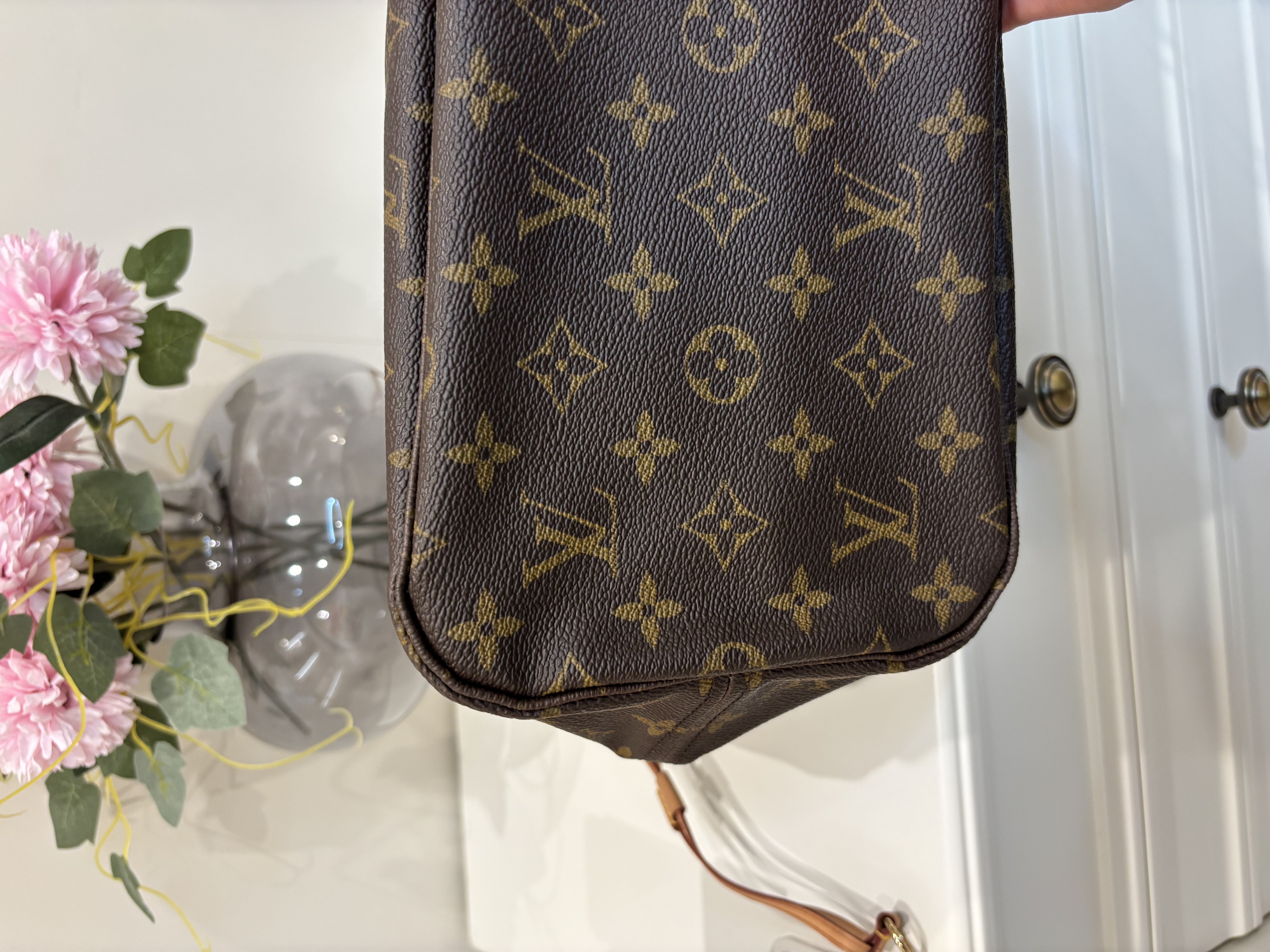 Lv Neverfull mm monogram 100%Authentic, 93%new dust bag 