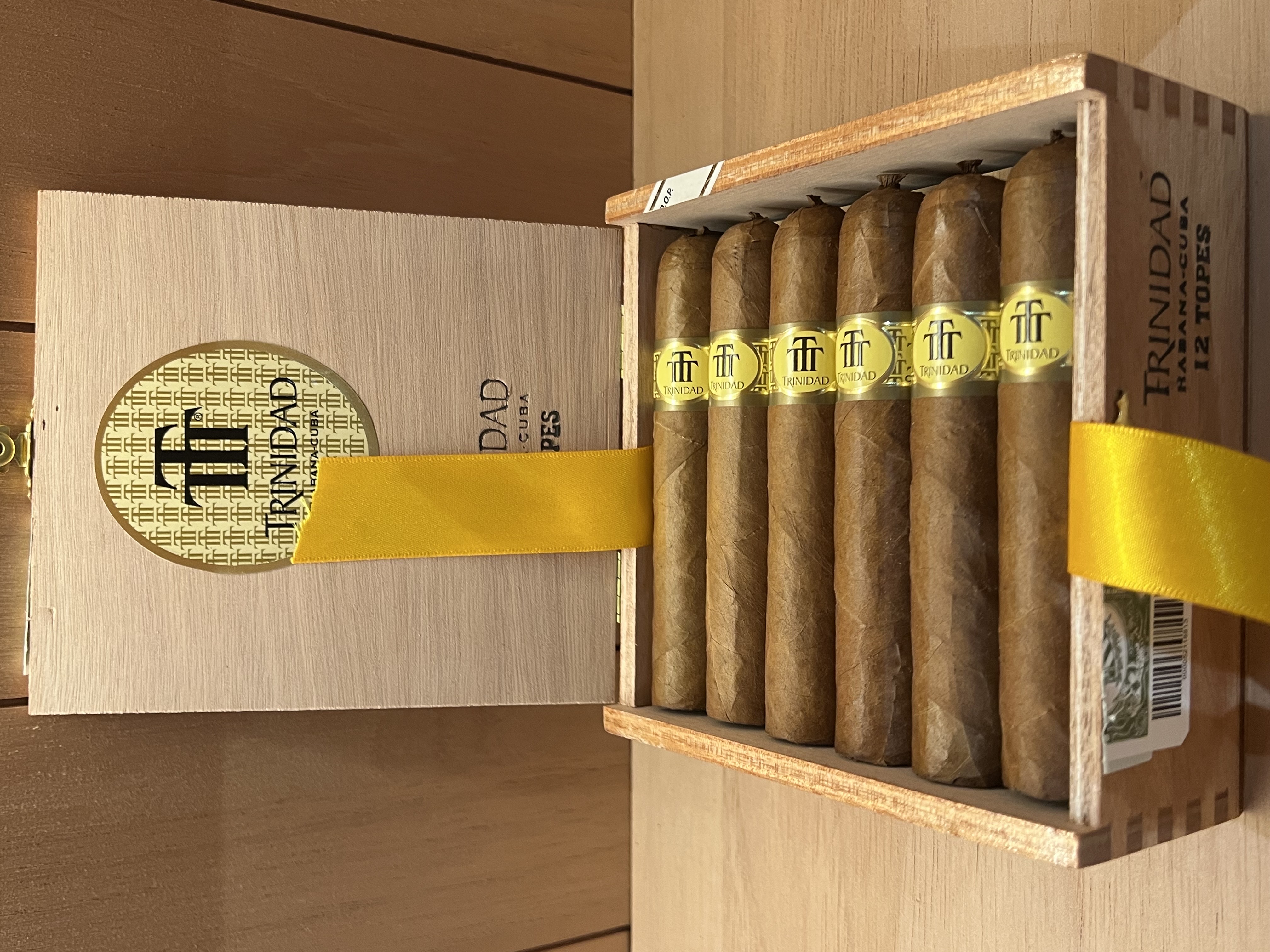 Trinidad千里達維達拖普斯Topes（12支）