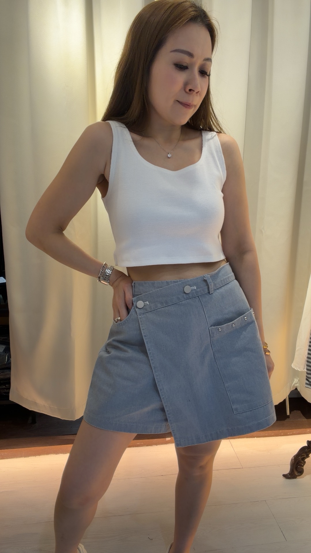 時尚交叉牛仔短裙褲