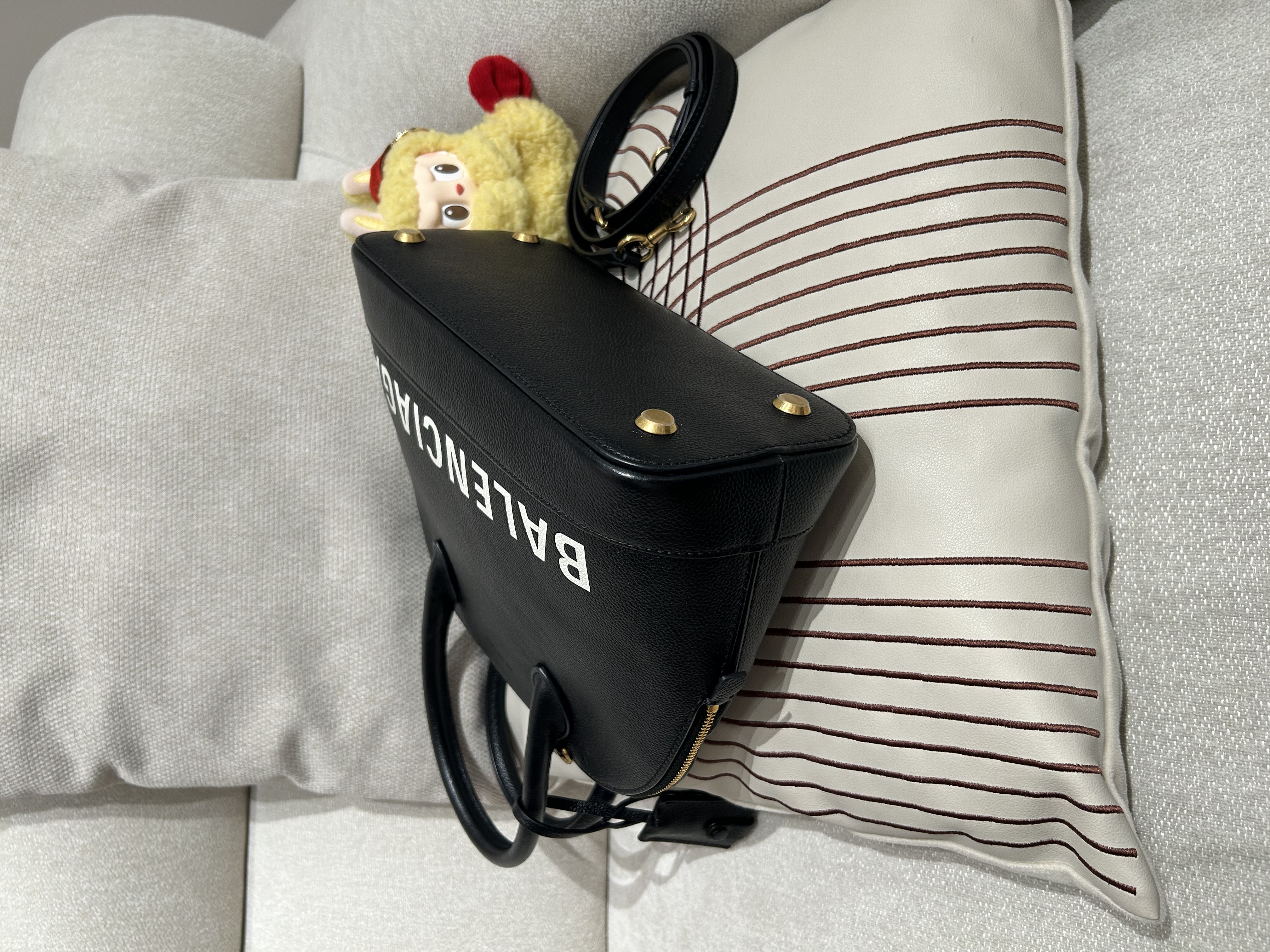 Balenciaga Ville 2way Bag 黑色牛皮 100%Authentic, 98%New ✅Key Lock✅Dust bag