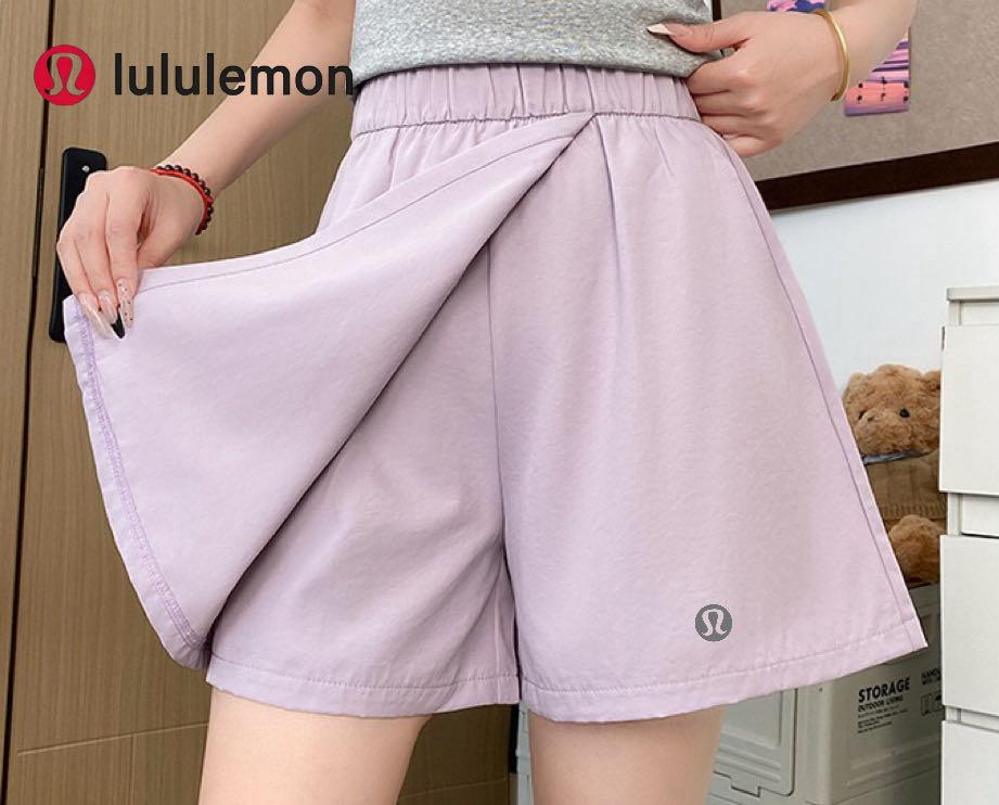 $69條。2條起$59條。lulu速乾工裝裙褲