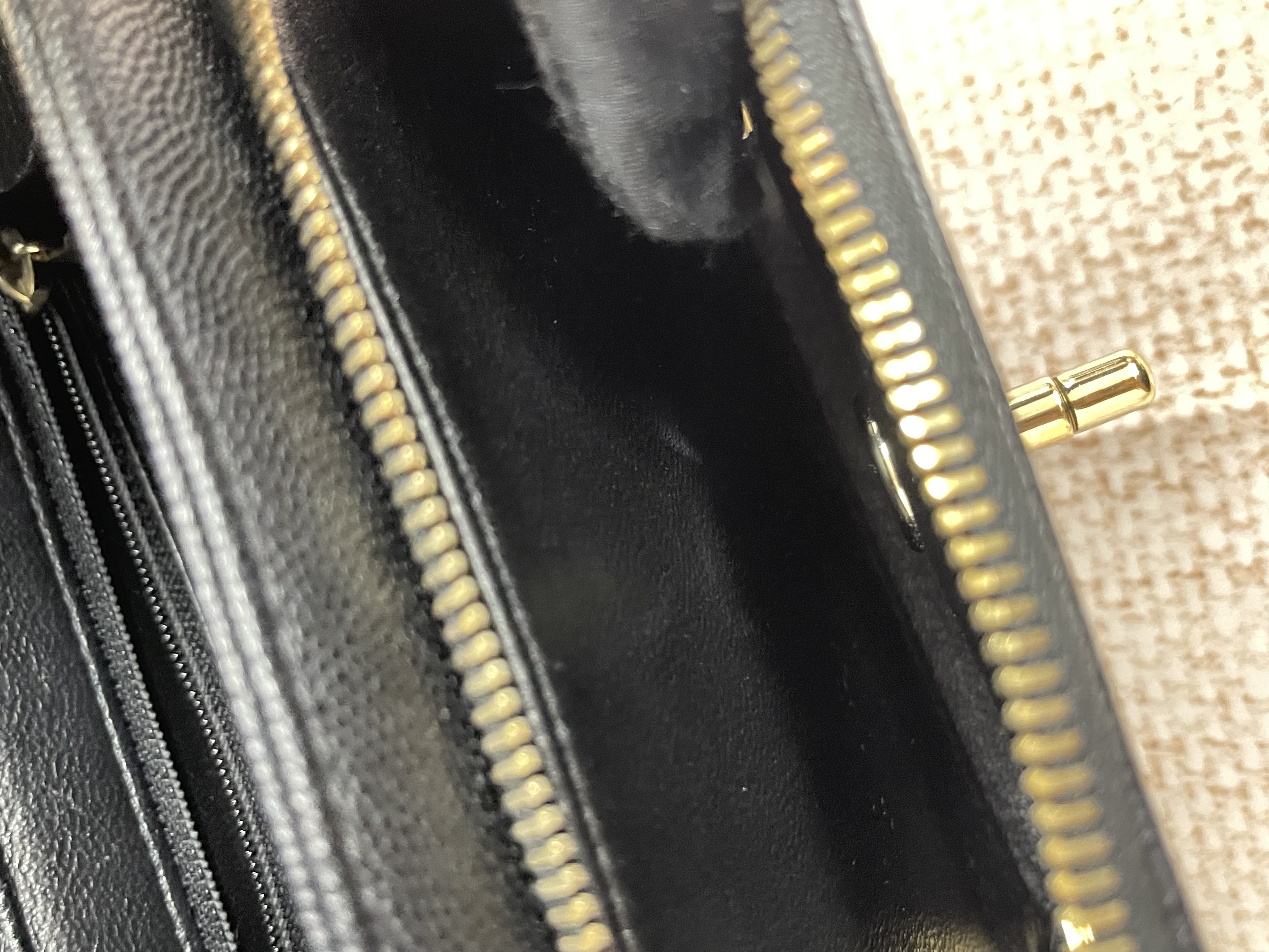 Pre-owned Chanel Business Affinity Bag/ Product Code: 26051701
