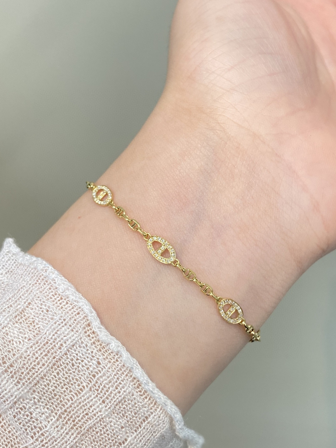 18K Diamond Bracelet 