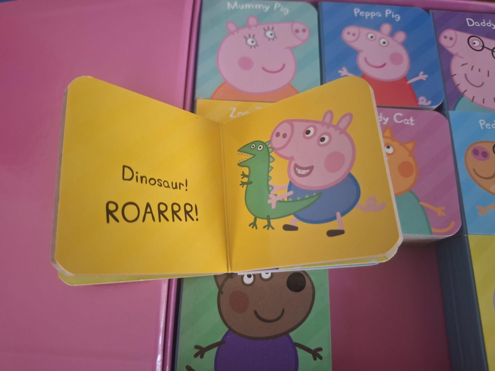 英國直送🇬🇧 Peppa Pig A Big Box of Little Books