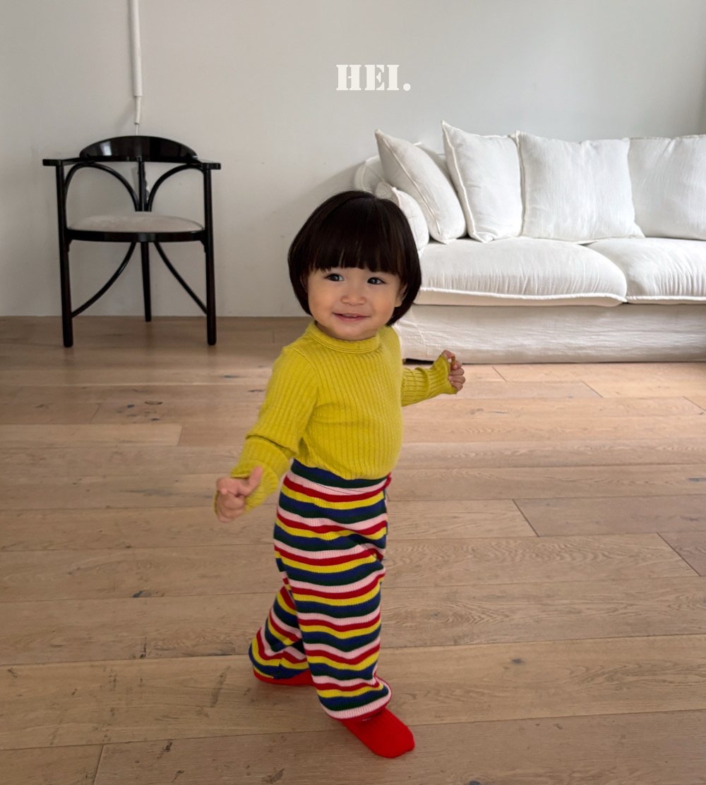 Hei | Stretchy Tee