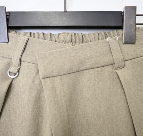 不對稱腰部褶襉長褲 - 2026 流行穿搭  女士長褲 獨特設計 春季時尚穿搭 成人休閒 日常穿搭 易於配搭 日本直送   #JP-I-260021